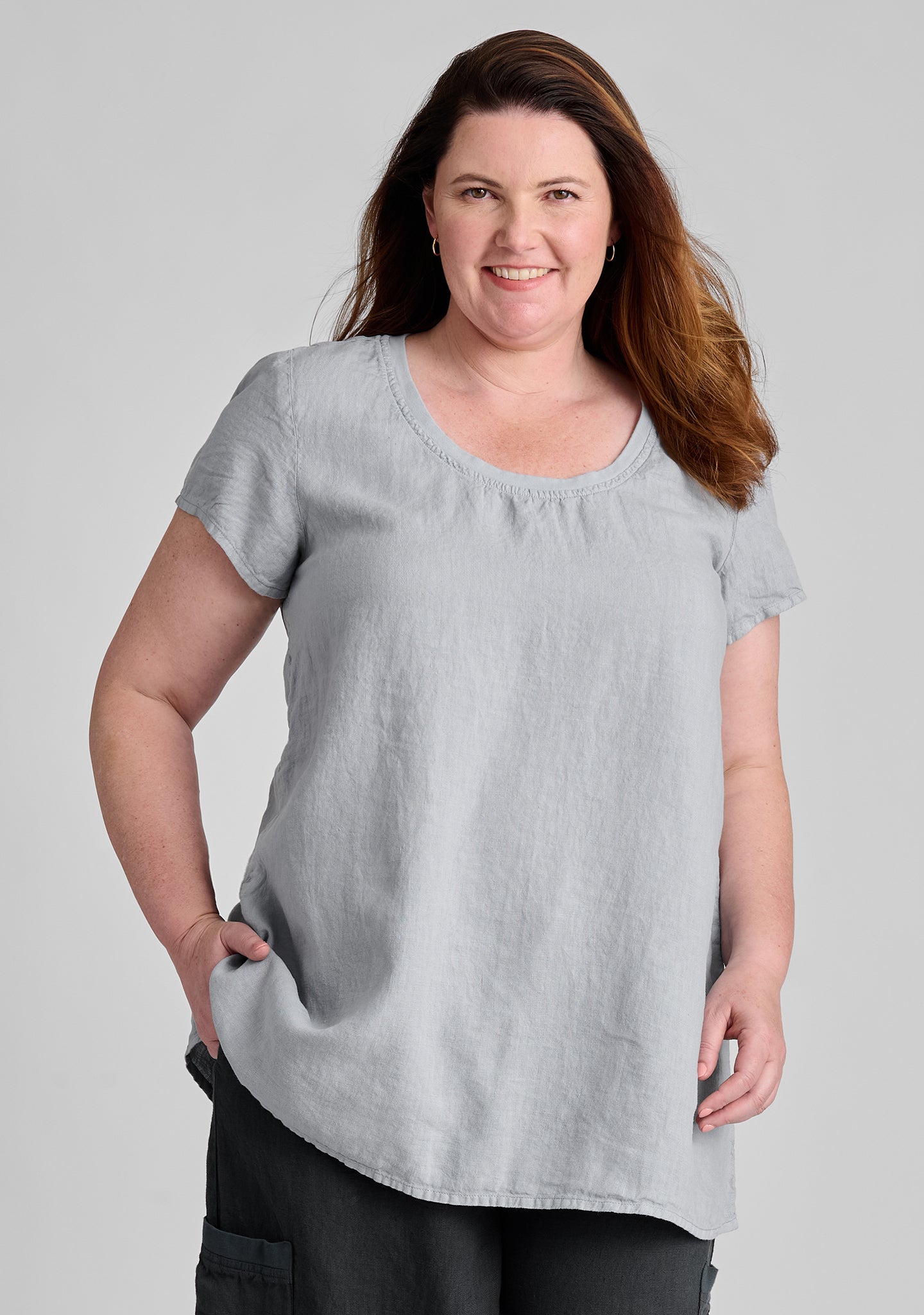 Premium Avenue Pull Linen T-Shirt for Women - Soft Breathable Summer Casual Top - Perfect for Beach Outings, Weekend Brunch & Vacation Wear