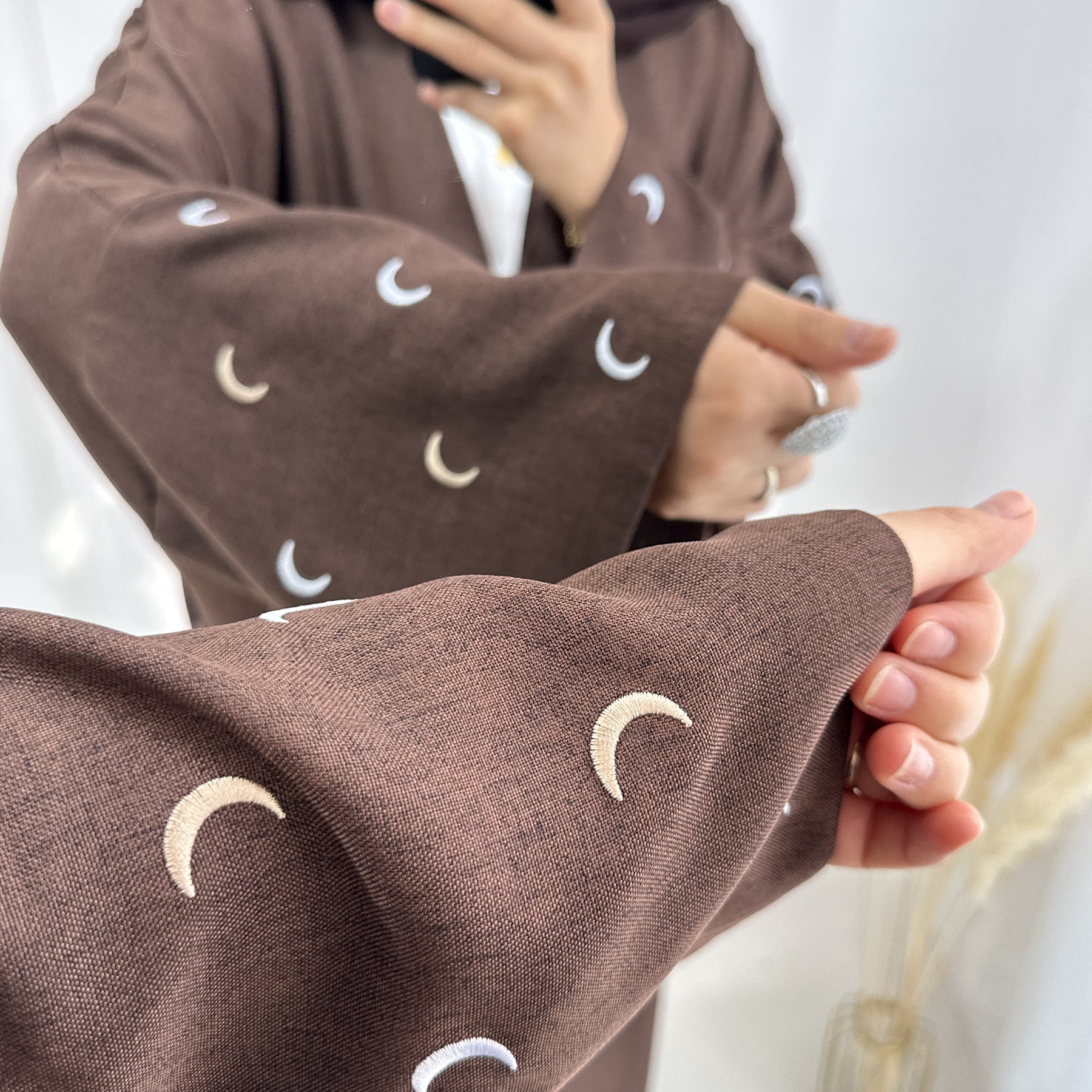 Lightweight Brown Iris Open Abaya Duster - Elegant & Comfortable for Daily Wear, Prayer, and Special Occasions