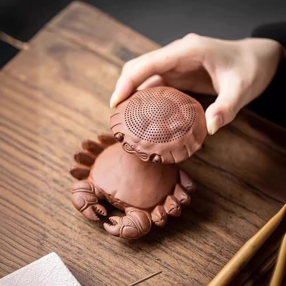 Purple Clay Crab Tea Pet Strainer - Handmade Ceramic Tea Infuser for Loose Leaf Tea - Perfect for Tea Lovers & Collectors - Great Gift for Tea Ceremony, Home Decor, and Office Use