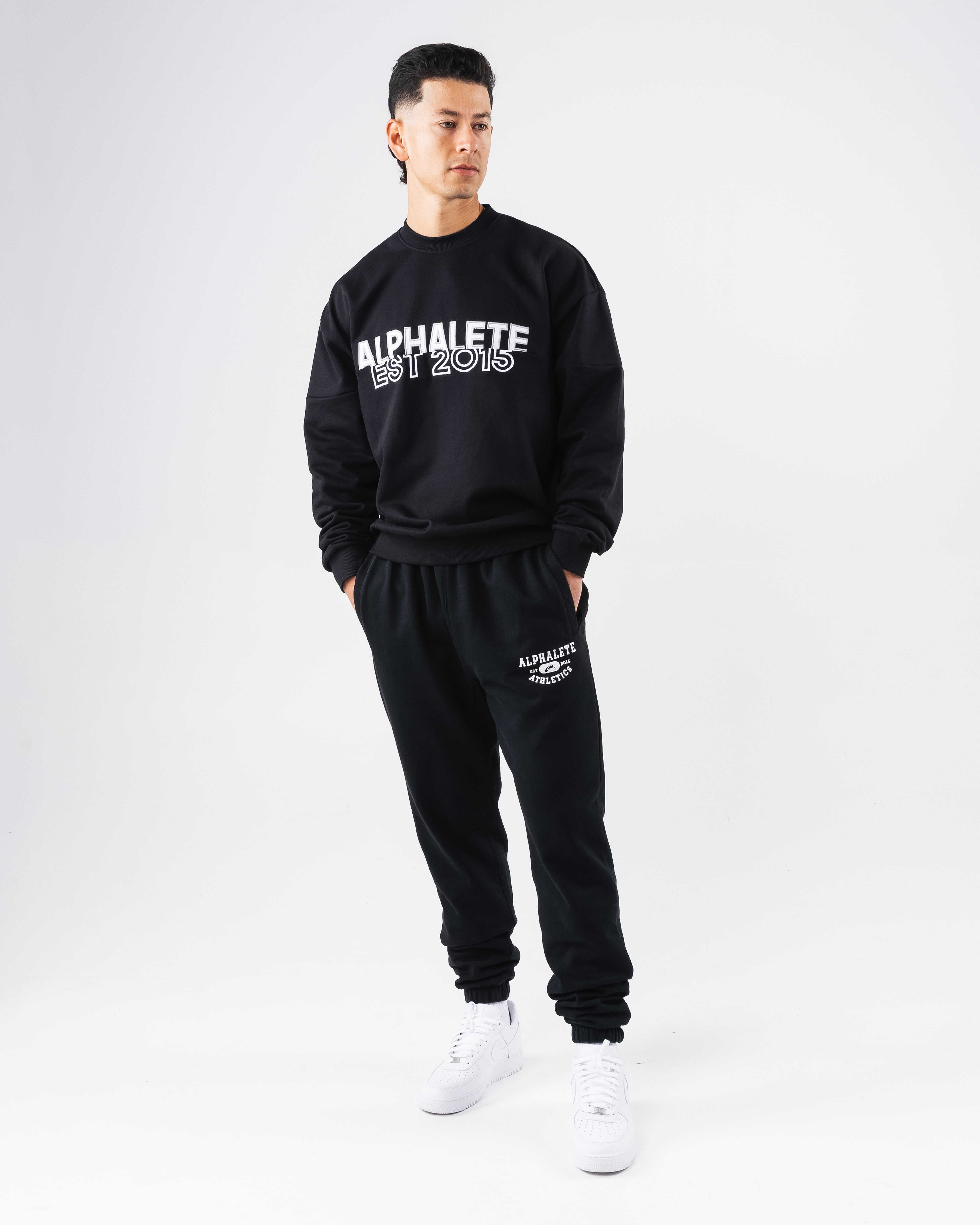 Establishment Split Crewneck Sweatshirt - Black | Men's Casual Pullover for Streetwear & Everyday Comfort
