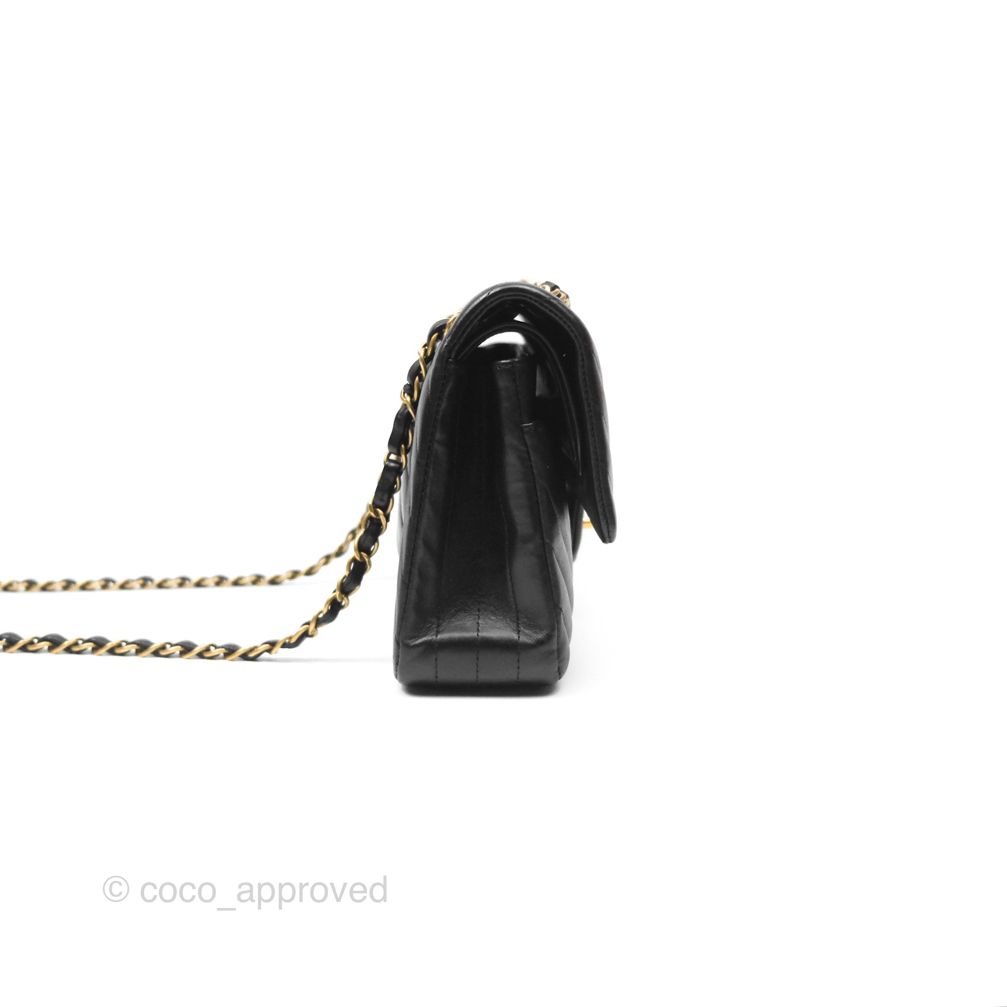 Chanel Classic M/L Medium Flap Chevron Black Lambskin Gold Hardware Bag - Luxury Designer Handbag for Women, Perfect for Evening Events & Special Occasions