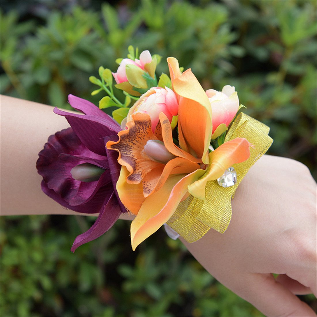 Elegant Rose Boutonniere for Groomsmen - 6 Pack Wedding, Graduation & Party Flower Accessories - Perfect for Suit Decorations & Formal Events