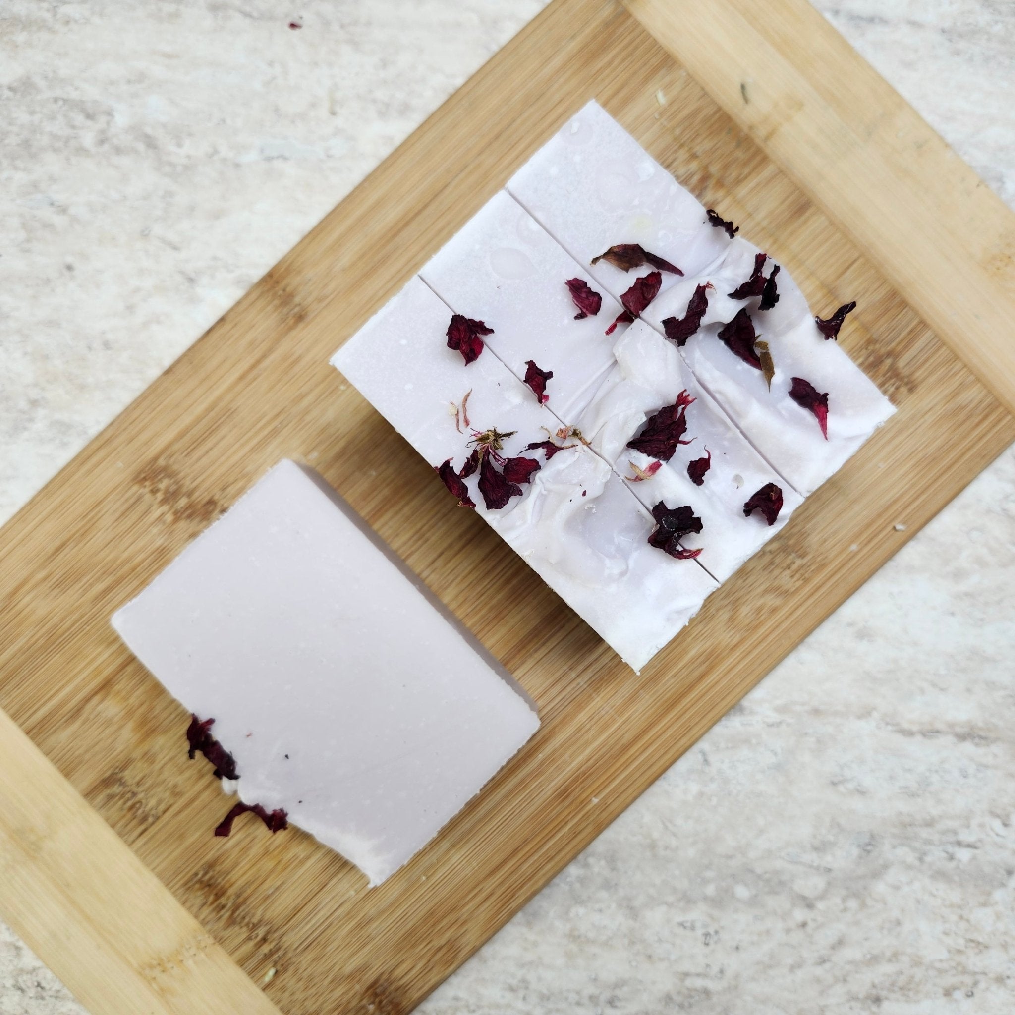 Organic Lavender & Tea Tree Handmade Soap for Dry Skin - Natural Moisturizing & Relaxing Aromatherapy | Perfect for Bath, Shower & Gift Giving