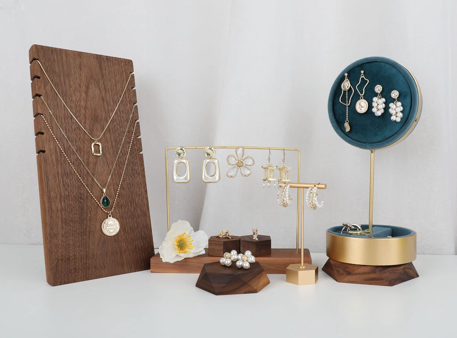 GemeShou 6-Piece Wooden Jewelry Ring Organizer Set - Hexagon Ring Display Stand with Slots, Walnut Ring Holder Tray for Women's Jewelry Storage & Room Decor - Perfect for Bedroom Vanity, Boutique Displays & Gift Giving