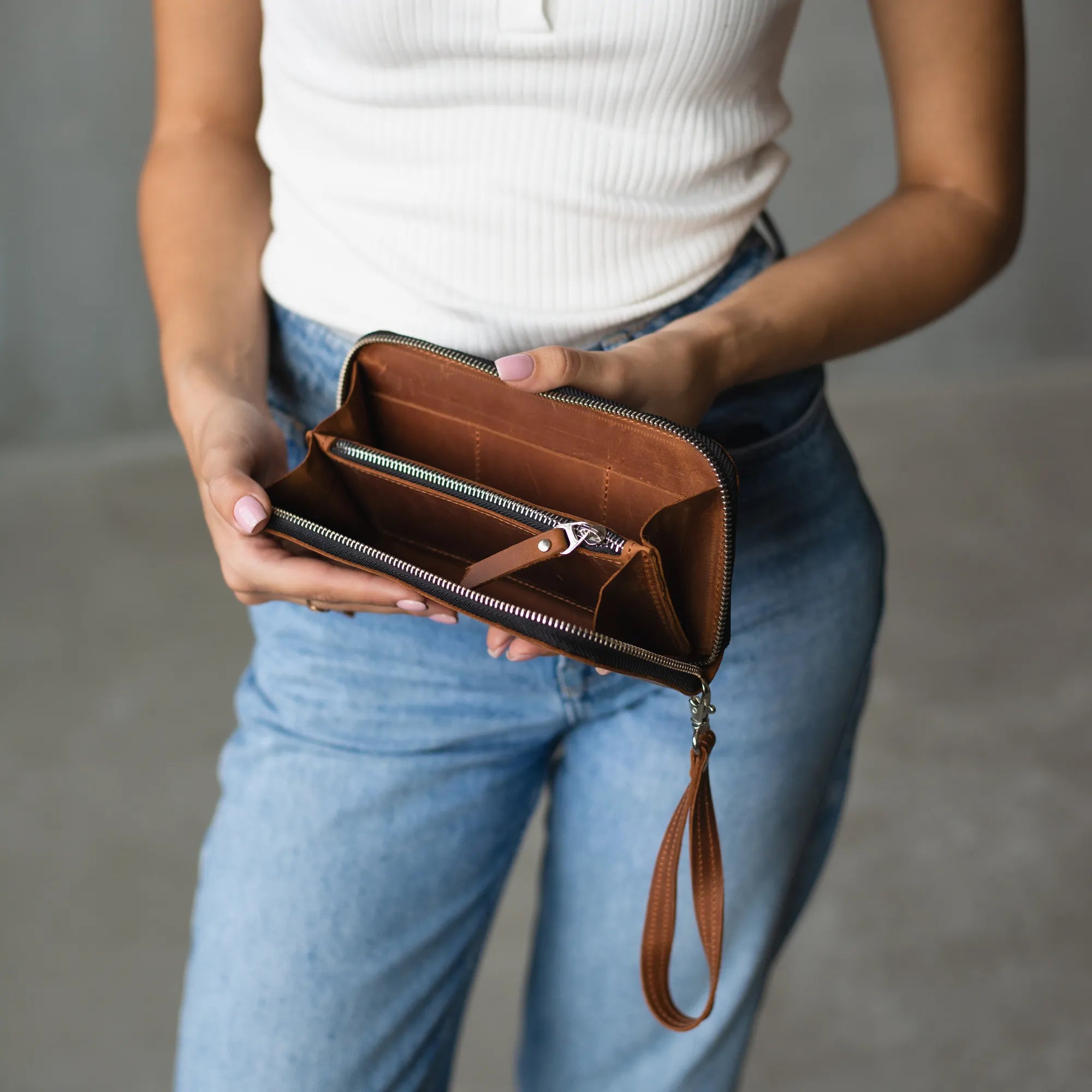 Lagom Long Zippered Wallet for Men & Women - Slim RFID Blocking Leather Bifold Wallet with Multiple Card Slots - Perfect for Travel, Business & Everyday Use