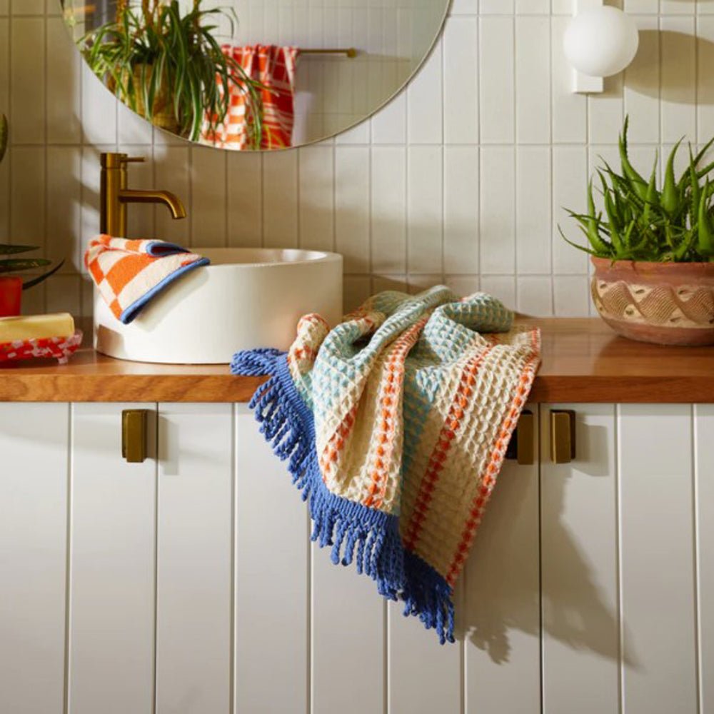 Premium Waffle Hand Towel Set - Soft & Absorbent Hydrangea Pattern - Perfect for Kitchen, Bathroom & Guest Towels
