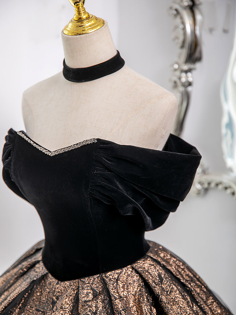 Elegant Black A-Line Off Shoulder Tulle Velvet Long Prom Dress - Formal Evening Gown for Homecoming, Ball & Special Occasions