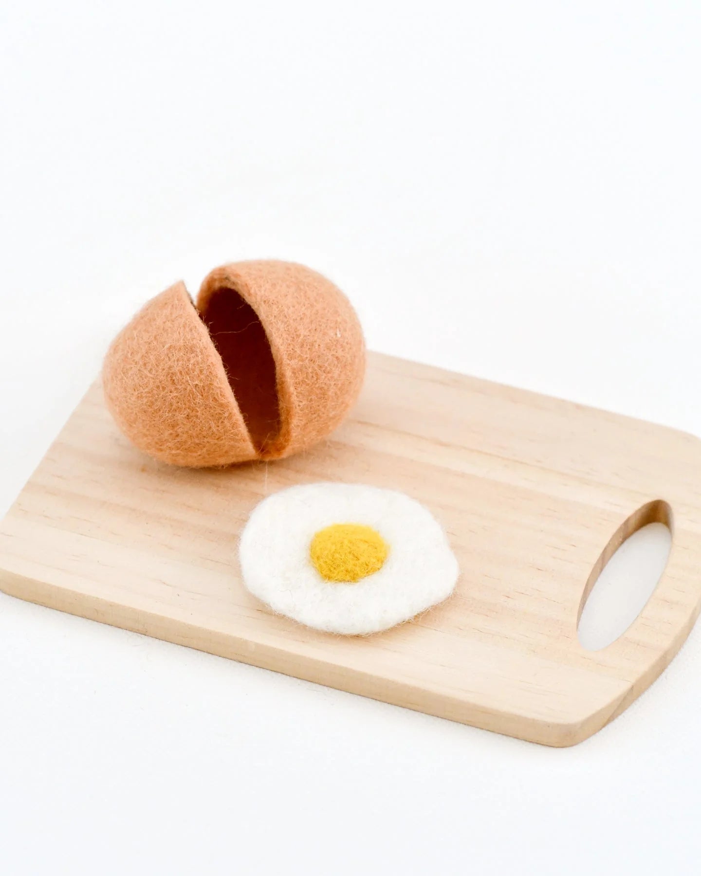 2-Piece Realistic Felt Play Eggs - Pretend Food Toys for Kids Kitchen, Tea Party & Dramatic Play - Perfect for Montessori Learning & Toddler Role Play Games