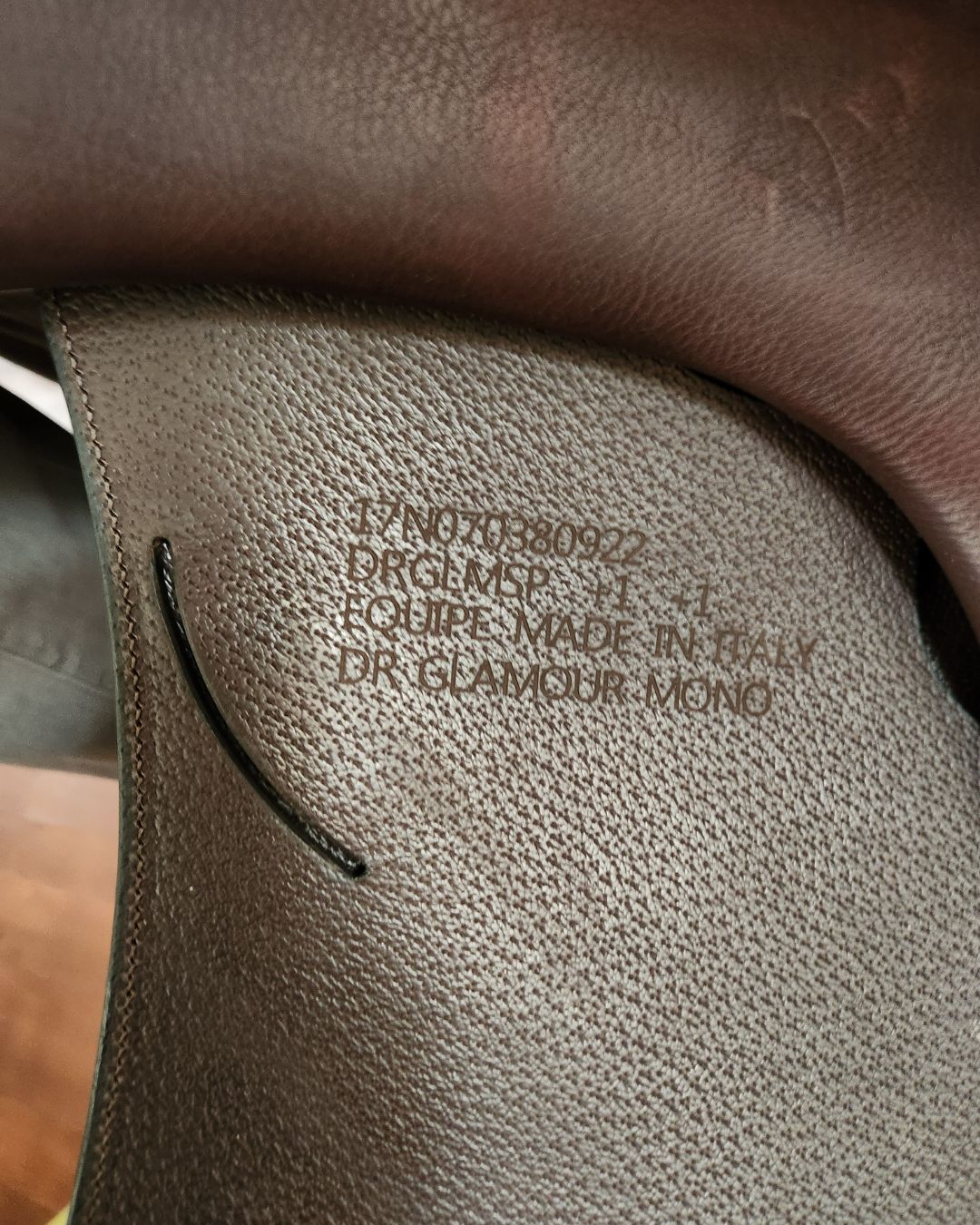 Equipe Glamour Custom E Carbon Dressage Saddle - Size 17 Medium | Premium English Riding Saddle for Dressage Competitions & Training