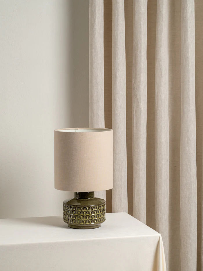 Elegant Green Glazed Ceramic Table Lamp - Modern Short Desk Light for Living Room, Bedroom & Office Decor