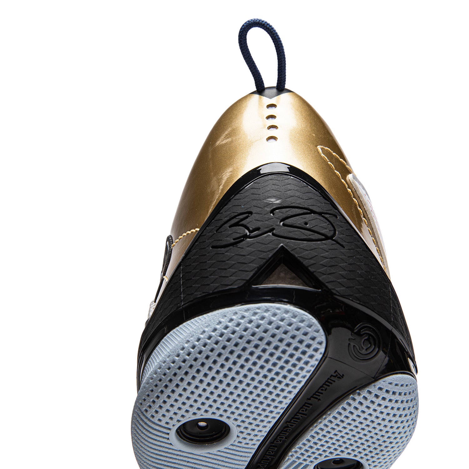 Wade 808 4 Ultra Score Champion Basketball Shoes - High-Performance Men's Basketball Sneakers for Indoor & Outdoor Courts - Perfect for Training, Games, and Streetwear Fashion