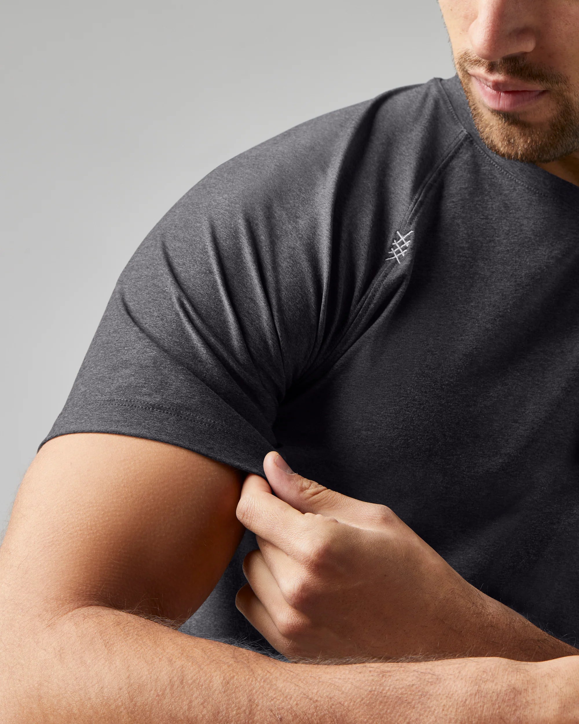 Rhone Men's Reign Trim Fit T-Shirt - Black Heather | Moisture-Wicking Performance Shirt for Gym, Running & Casual Wear