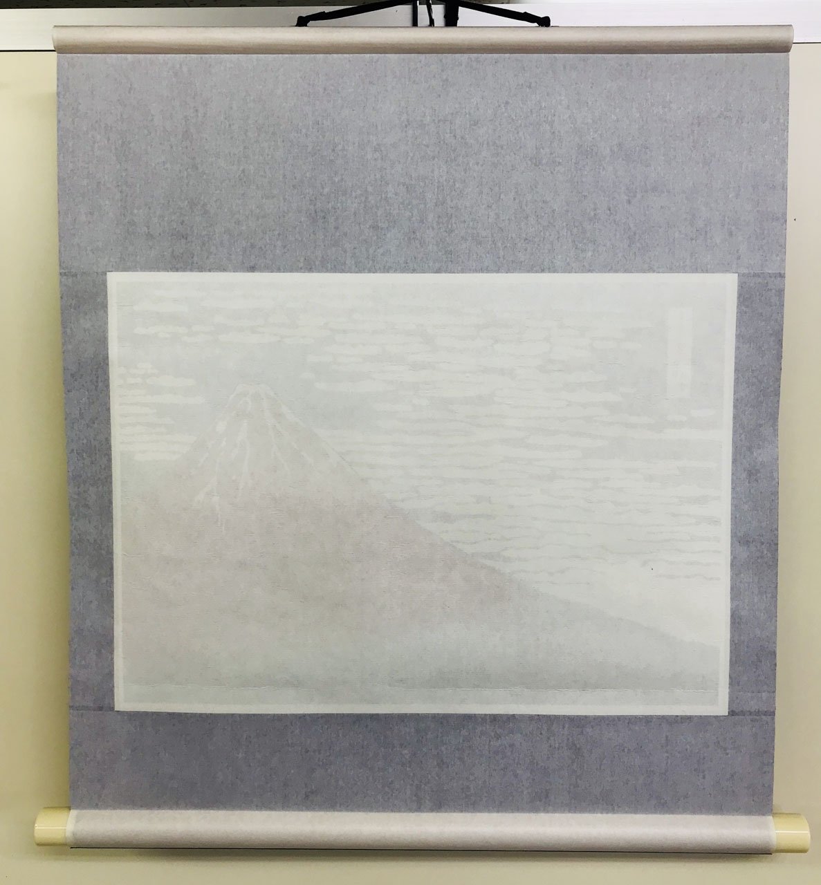 Authentic Japanese Yuzen Paper Kakejiku Wall Art - Traditional Tachibana Hanging Scroll A4065 | Perfect for Home Décor, Zen Meditation Rooms & Asian-Inspired Interiors