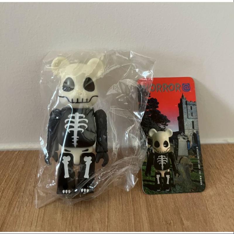 Be@rbrick Series 1 Horror Skull 100% Collectible Vinyl Art Toy - Limited Edition Japanese Designer Figure for Display & Gifts