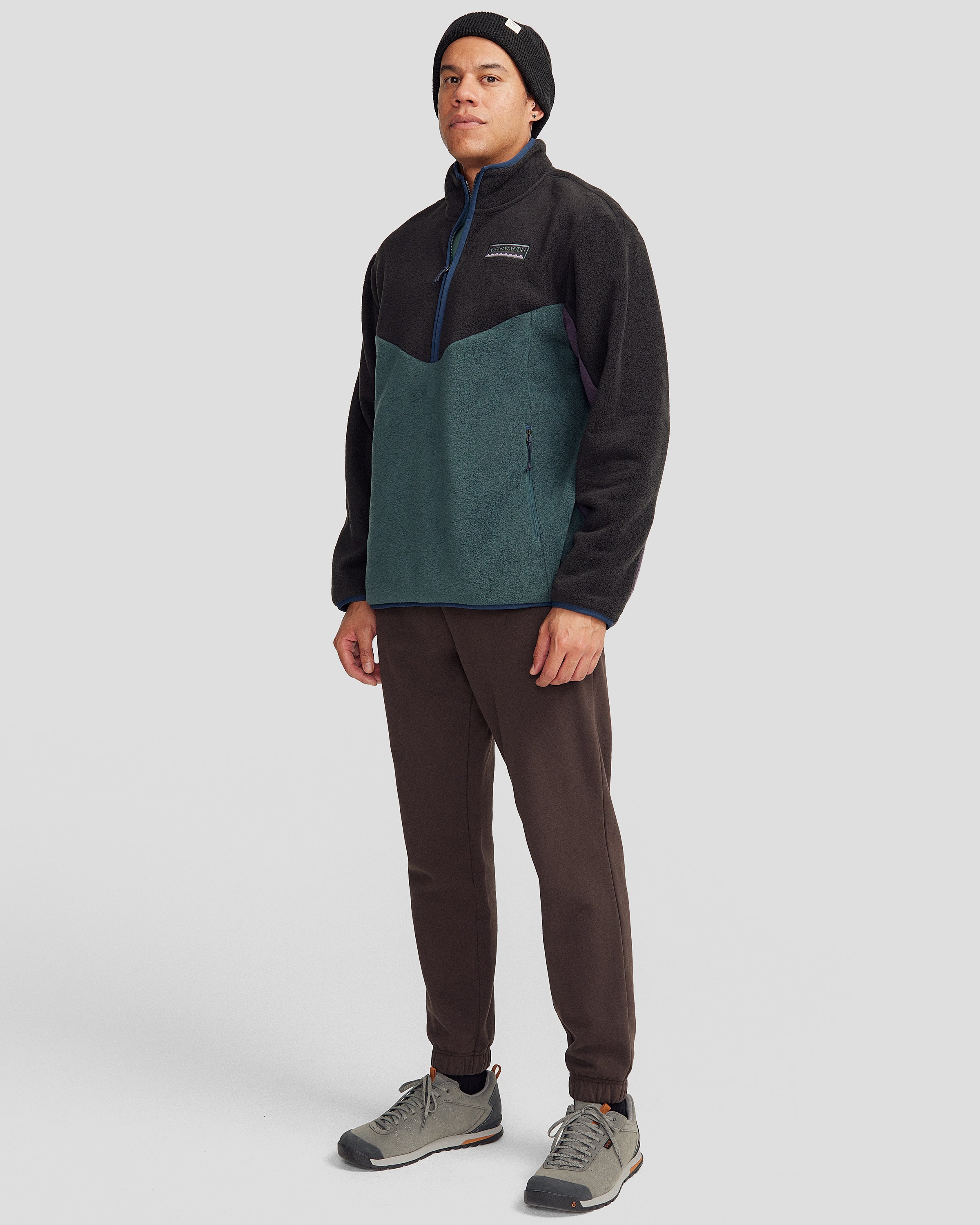 Men's Comfortable Brushed Joggers with Peak Badge - Soft Fleece Lounge Pants for Running, Gym & Casual Wear - Cold Brew Color