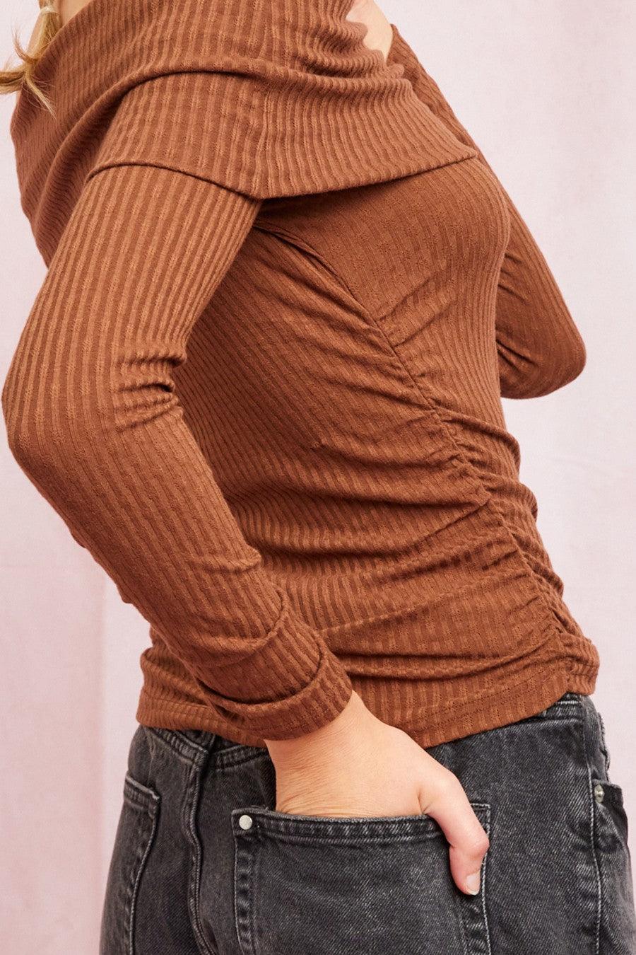 Daphne Root Beer Knit Top Women's Vintage Style Casual T-Shirt - Perfect for Everyday Wear, Date Nights & Retro Outfits