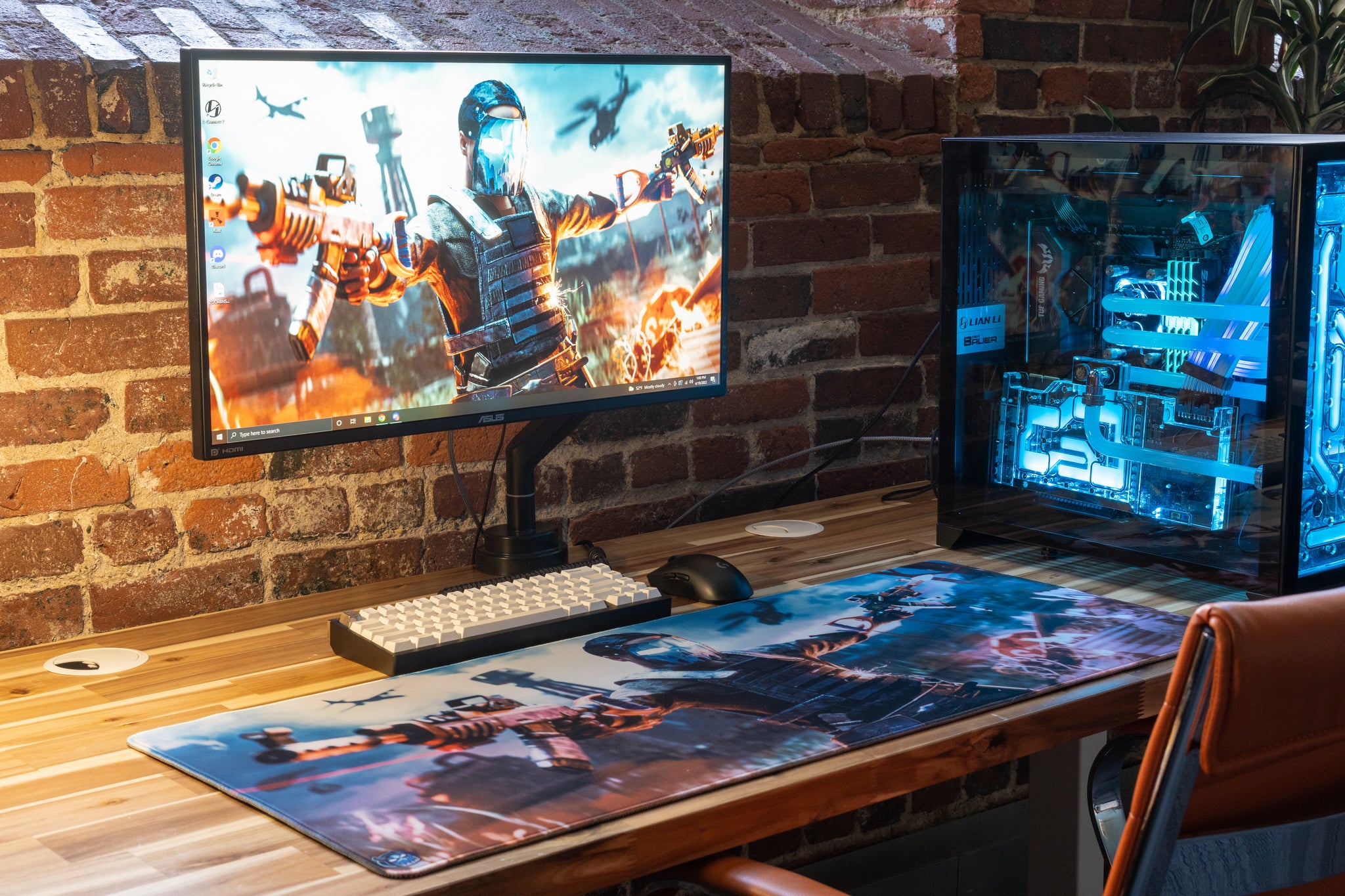 etone Limited Edition XL Gaming Mouse Pad for Content Creators - Perfect for Streaming, Gaming & Office Work