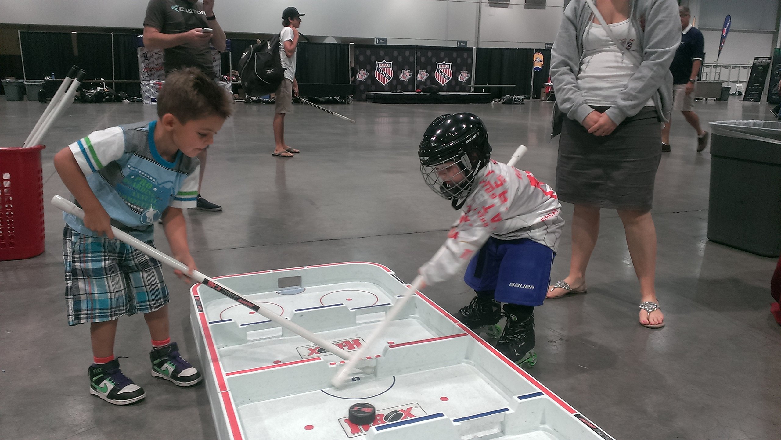 Universal Youth Box Hockey Game Set with Fiberglass Sticks & Real Puck - Perfect for Indoor Gym Class & Backyard Play