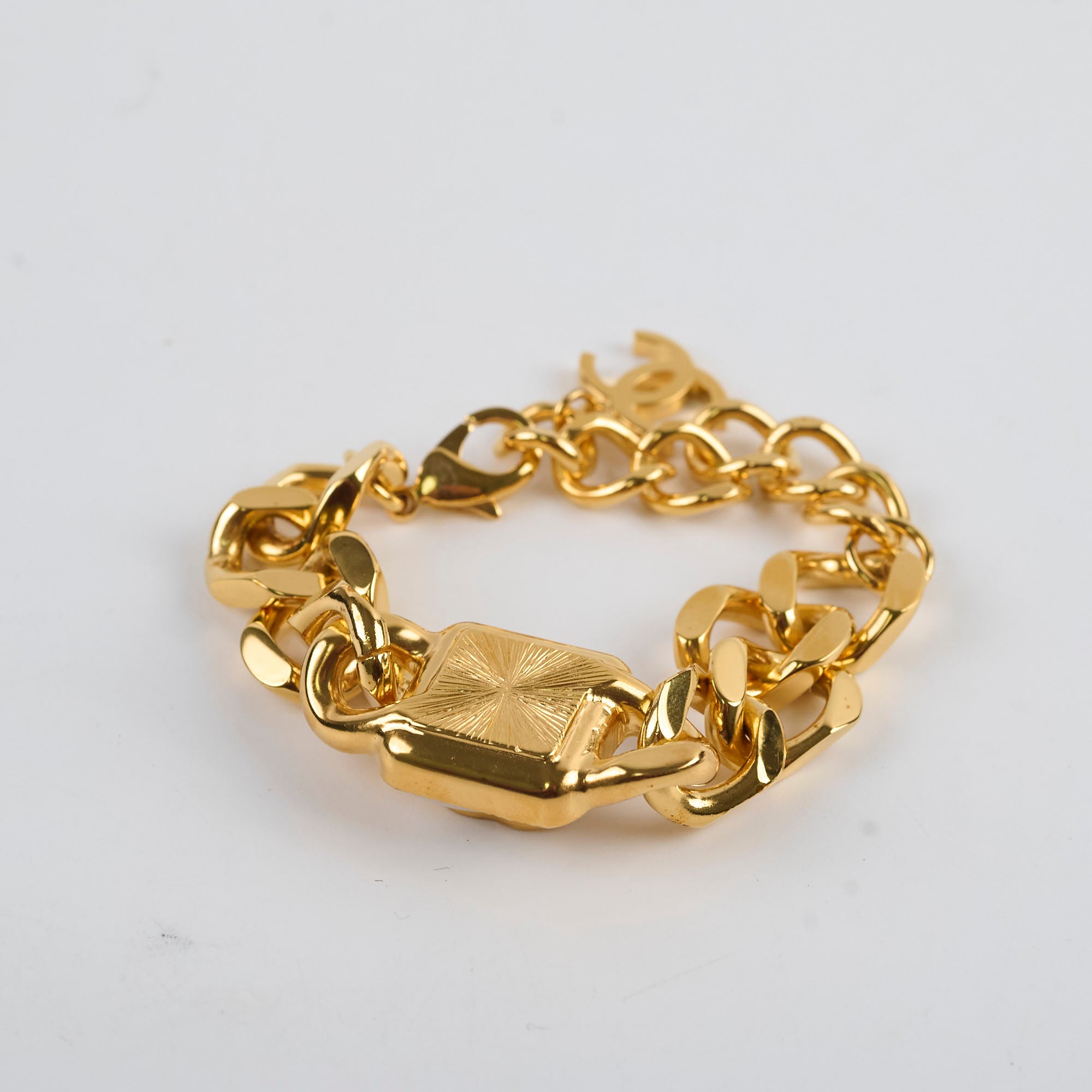 Chanel Pearl CC Chain Link Bracelet for Women - Luxury Fashion Jewelry Gift for Birthday, Anniversary & Special Occasions