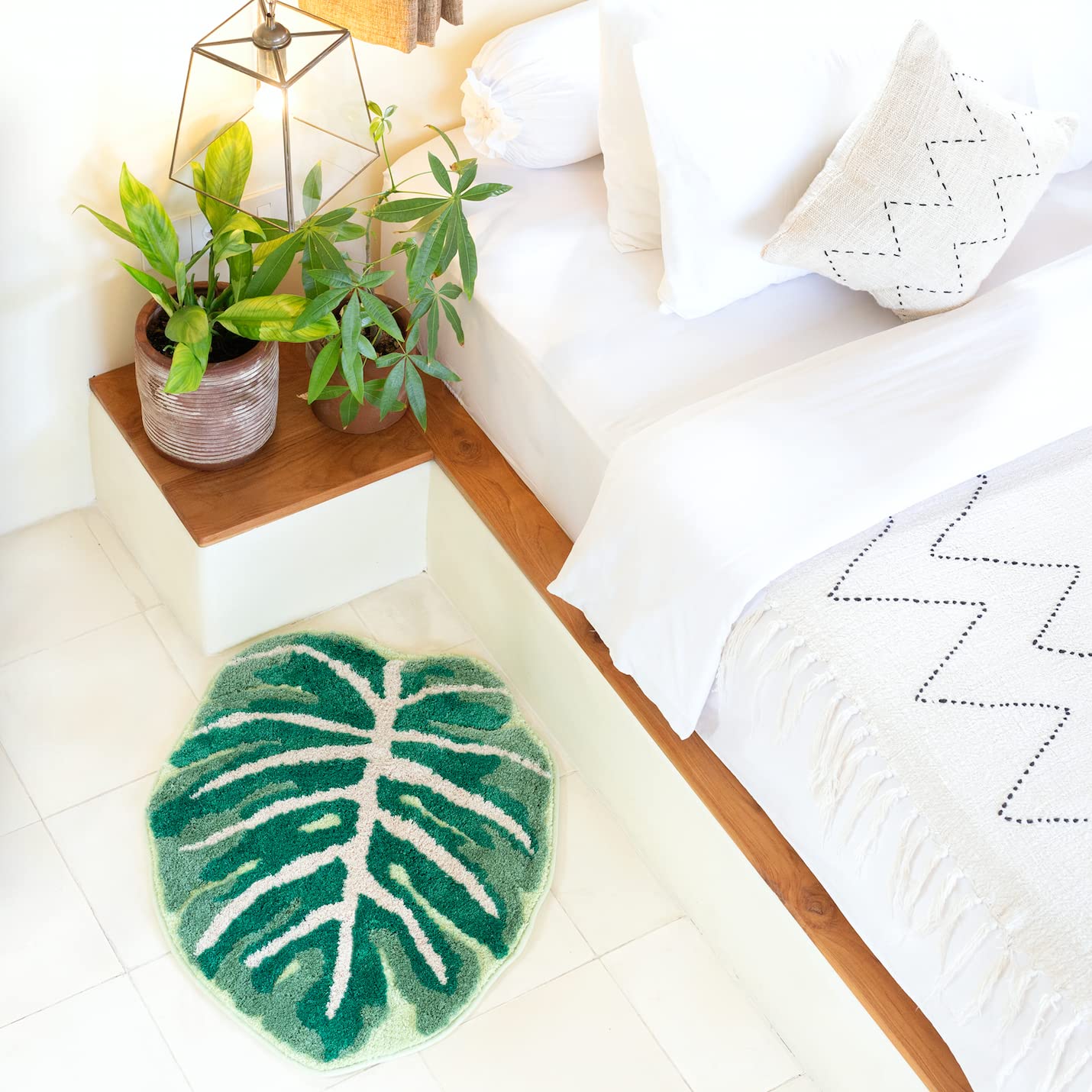 Non-Slip Monstera Leaf Bath Mat & Kitchen Rug - 32
