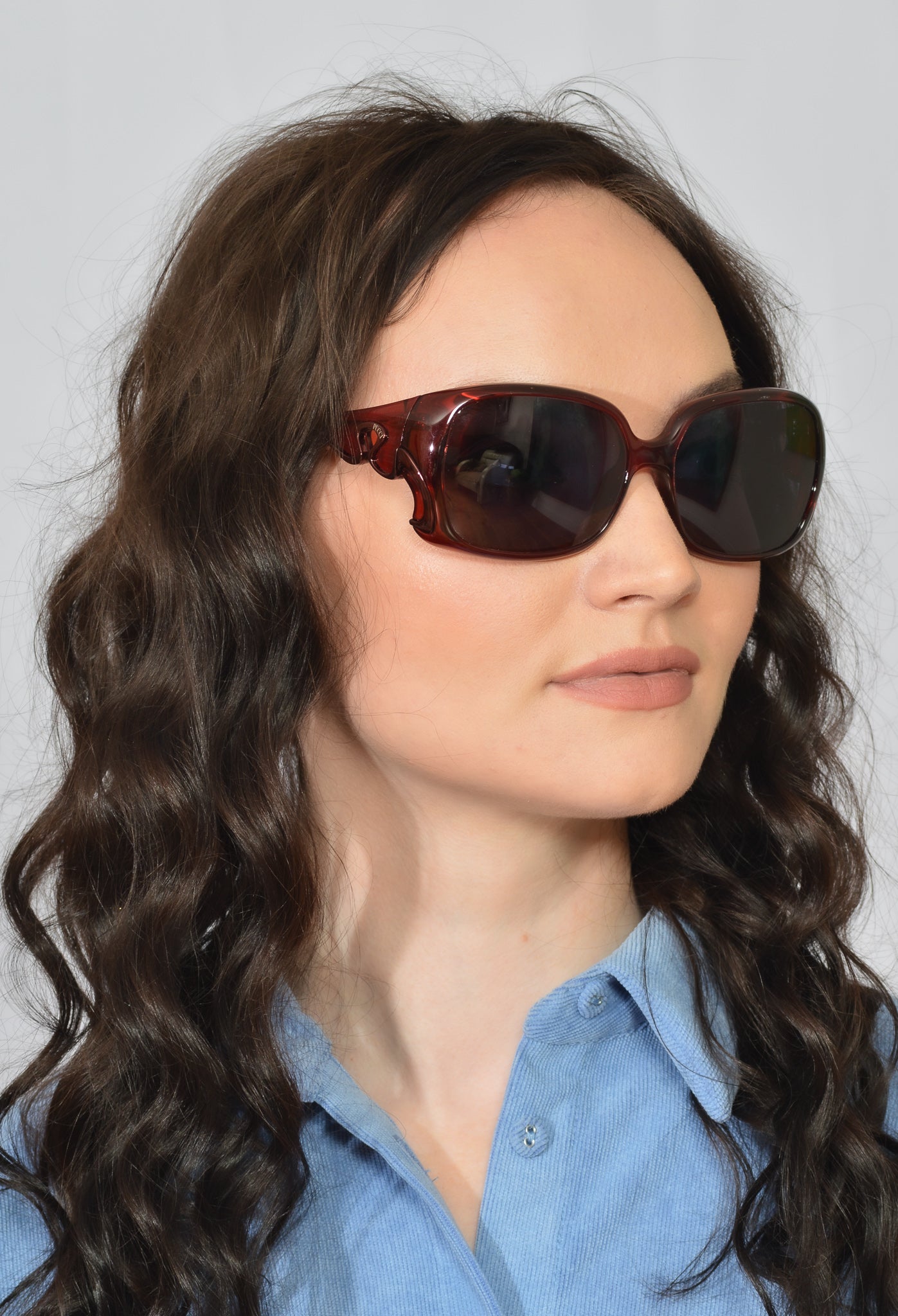 Emilio Pucci 667S Women's Designer Sunglasses - UV Protection, Polarized Lenses, Luxury Fashion Accessory for Beach, Driving & Outdoor Activities
