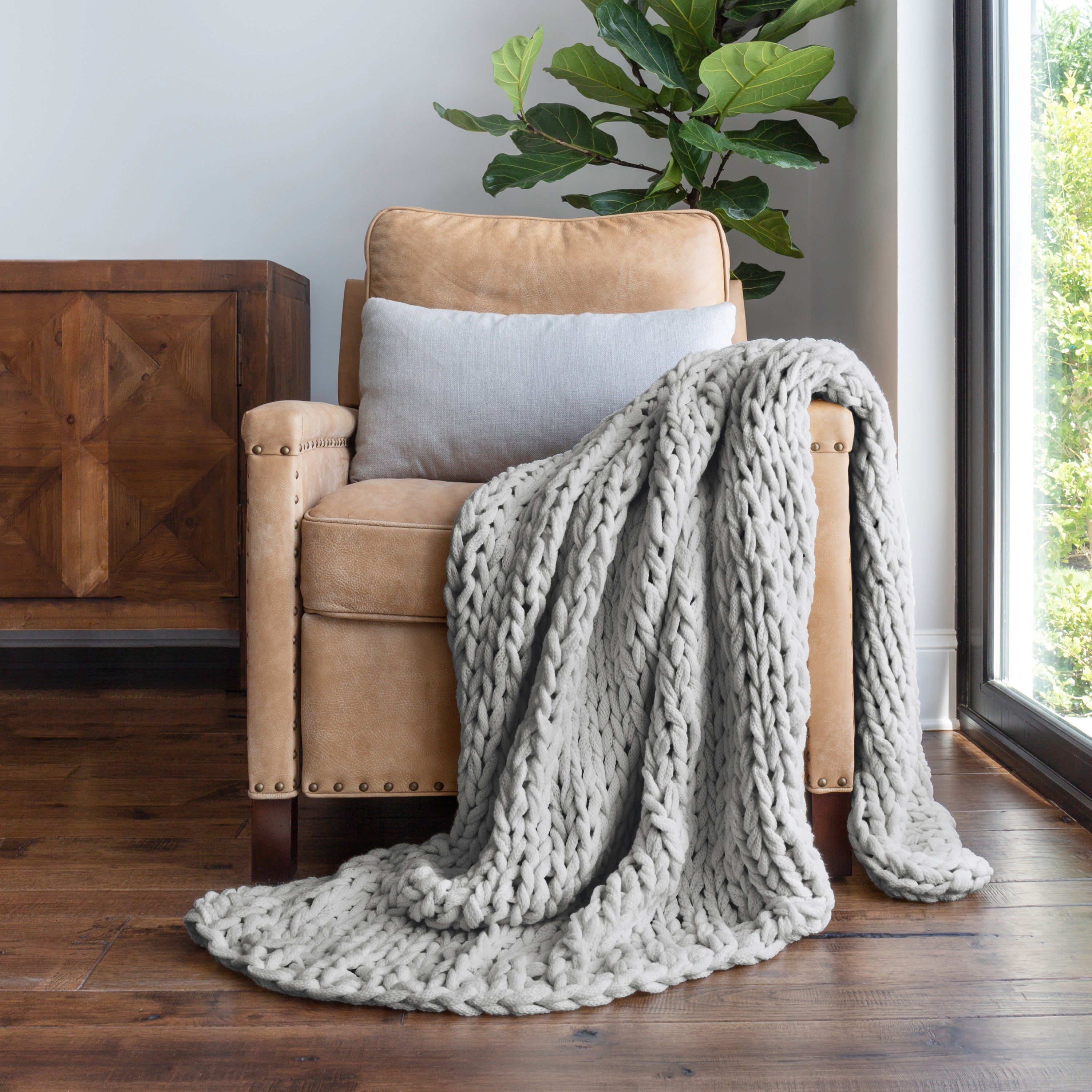 Soft Chunky Knit Throw Blanket - Cozy & Warm for Winter - Perfect for Sofa, Bed, and Home Decor - On Sale Now