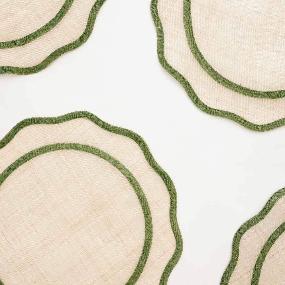 Eco-Friendly Scalloped Rice Paper Placemats Set of 4 - Natural Biodegradable Table Mats for Dining, Parties, and Home Decor