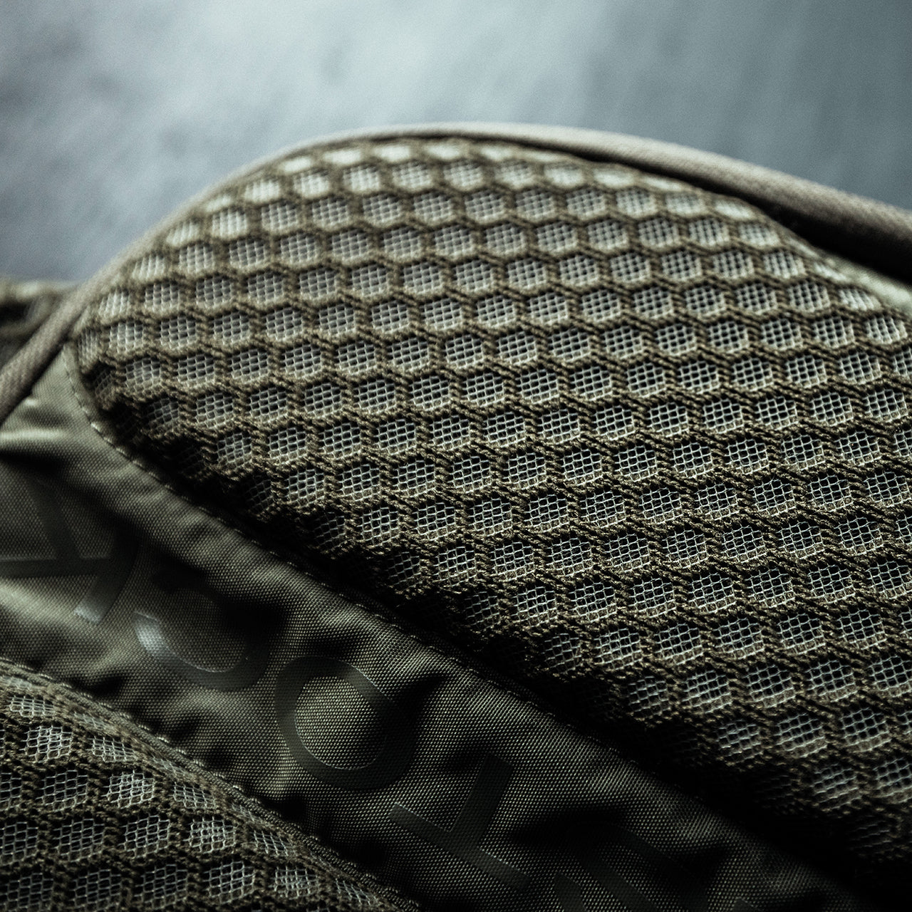 Eberlestock Fade Sling - Lightweight Everyday Carry Bag with Concealed Carry Pocket for Hiking, Travel & Outdoor Adventures
