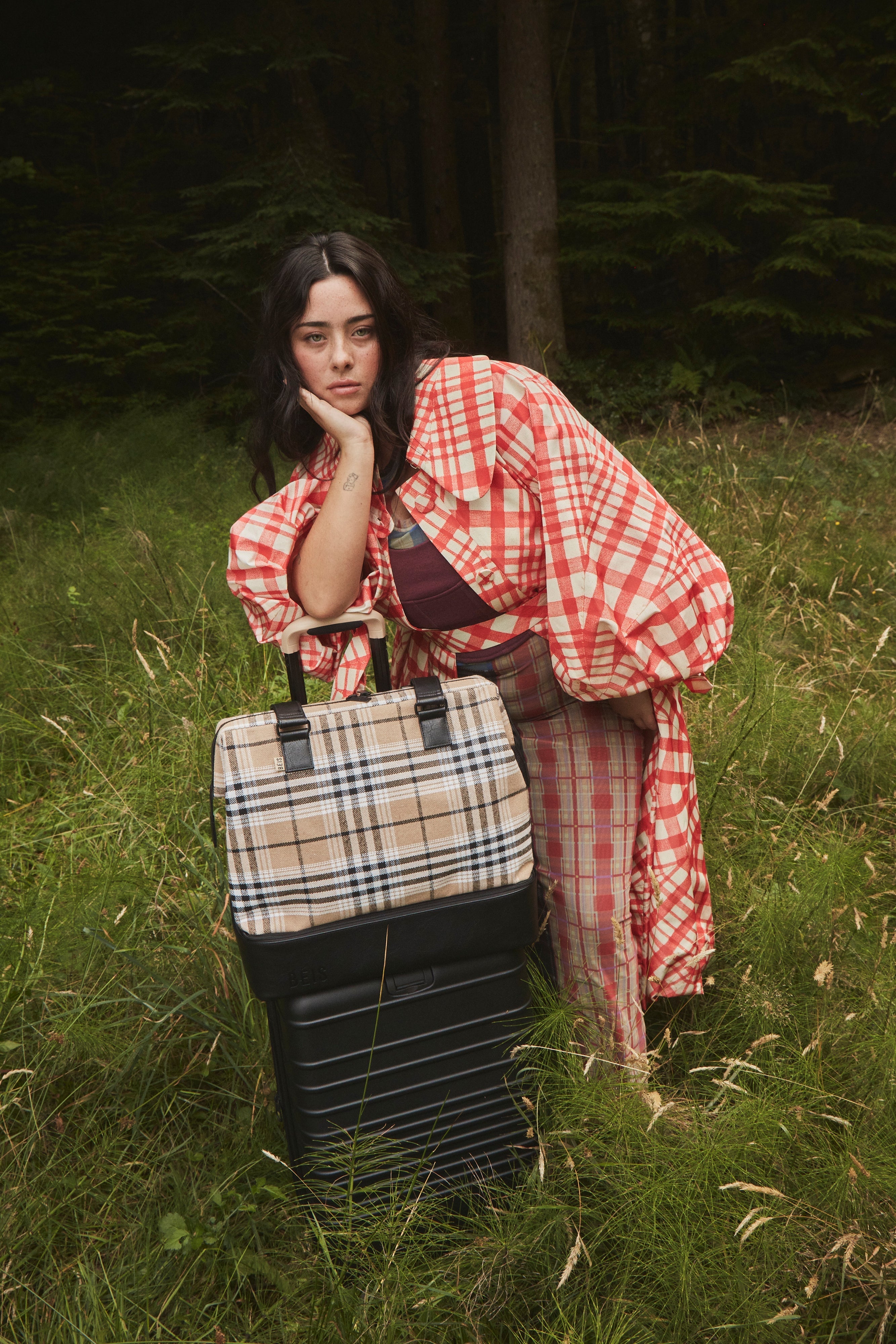 Stylish Plaid Mini Weekender Bag - Perfect for Travel, Gym & Weekend Getaways | Durable & Lightweight Carry-On Tote
