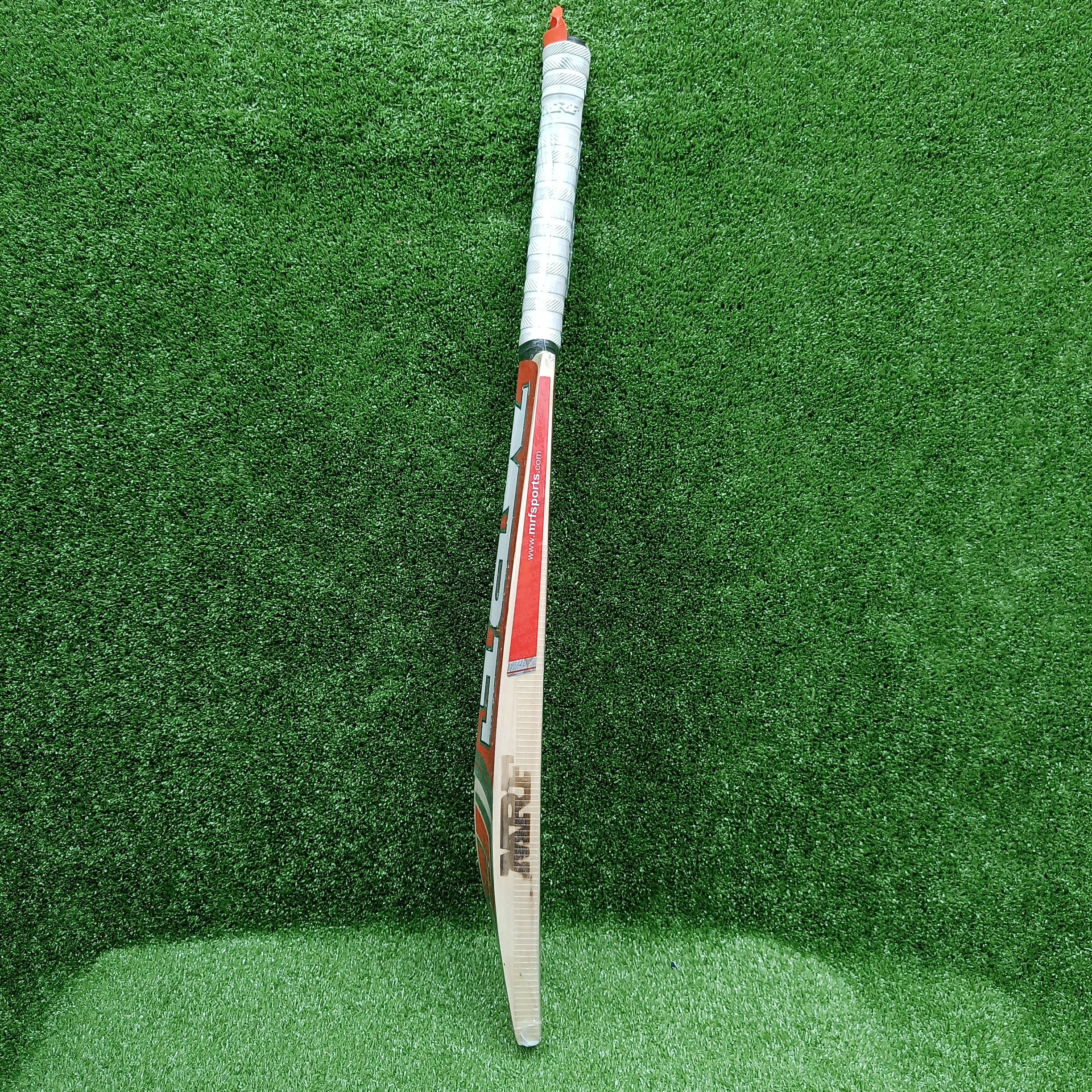 MRF Bullet Junior Cricket Bat - Lightweight & Durable for Kids & Youth | Perfect for Practice, Matches & Training Sessions