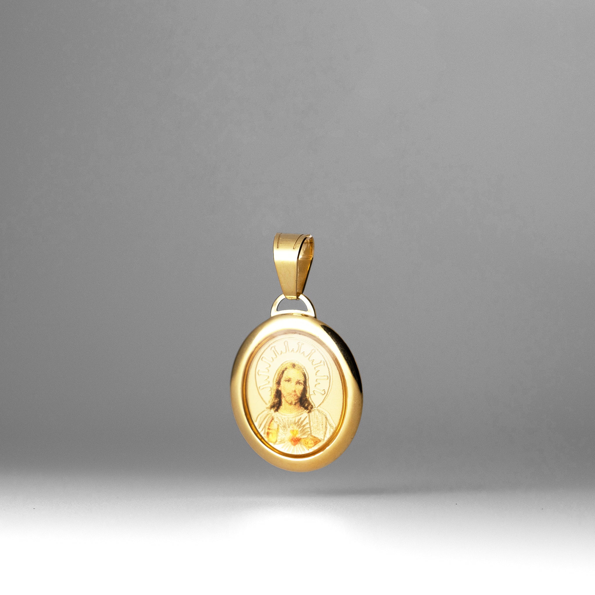 Gold Jesus Enamel Oval Medal Pendant - Model 0174 | Religious Jewelry for Men & Women | Perfect for Baptism, First Communion & Spiritual Gifts