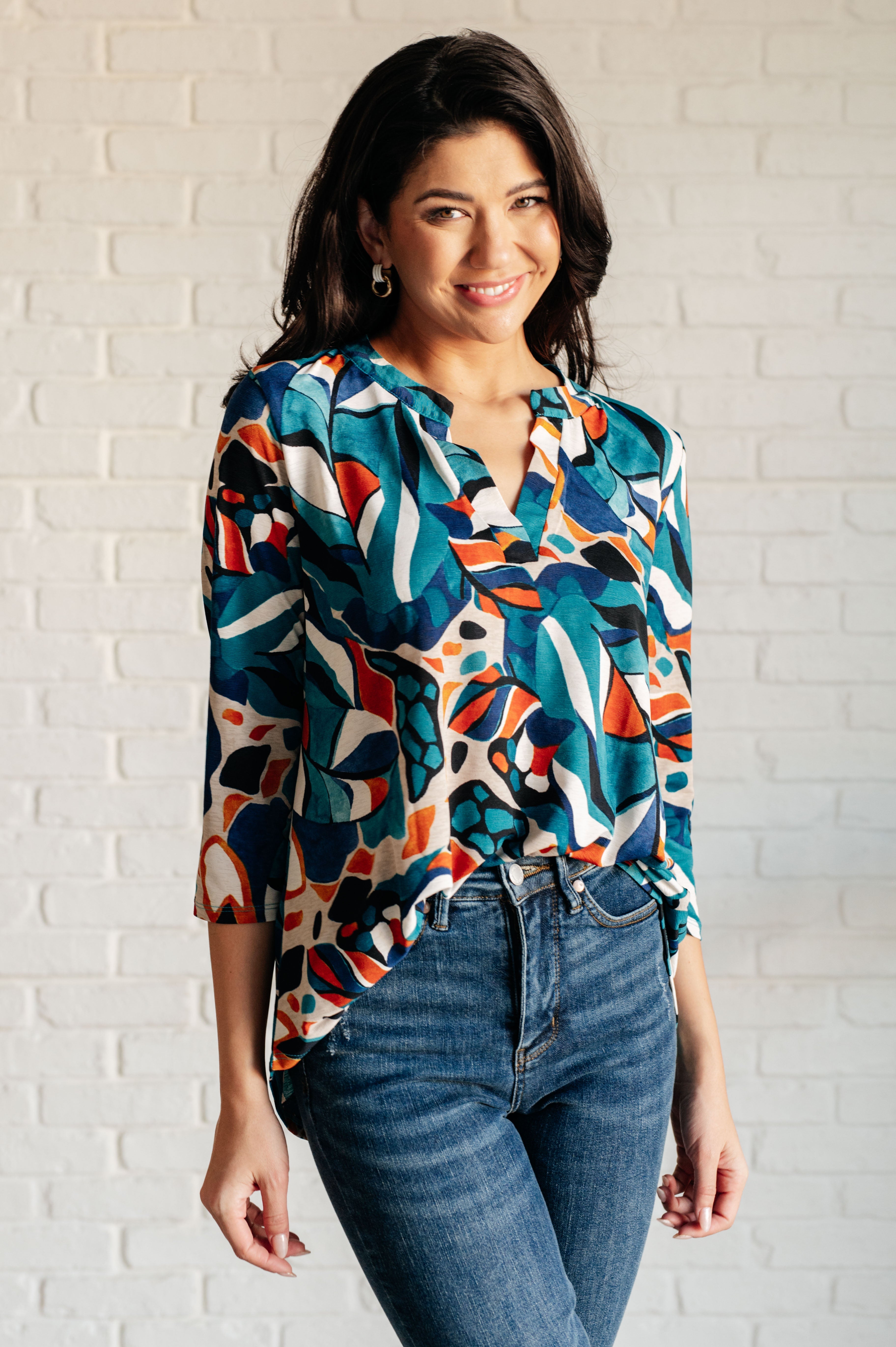 Abstract Teal Graphic Print Women's T-Shirt - Soft Cotton Casual Top for Everyday Wear & Street Style Outfits