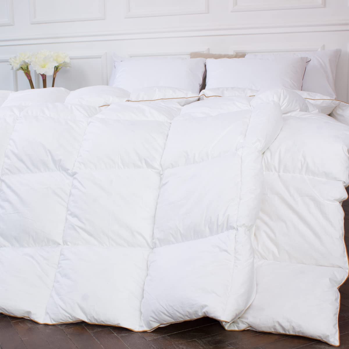 Premium 750 Fill Power White Goose Down Comforter - All-Season Luxury Feather Duvet Insert with 100% Natural Cotton Cover (Full Size, 2300g) for Bedroom, Guest Room & Hotel Use