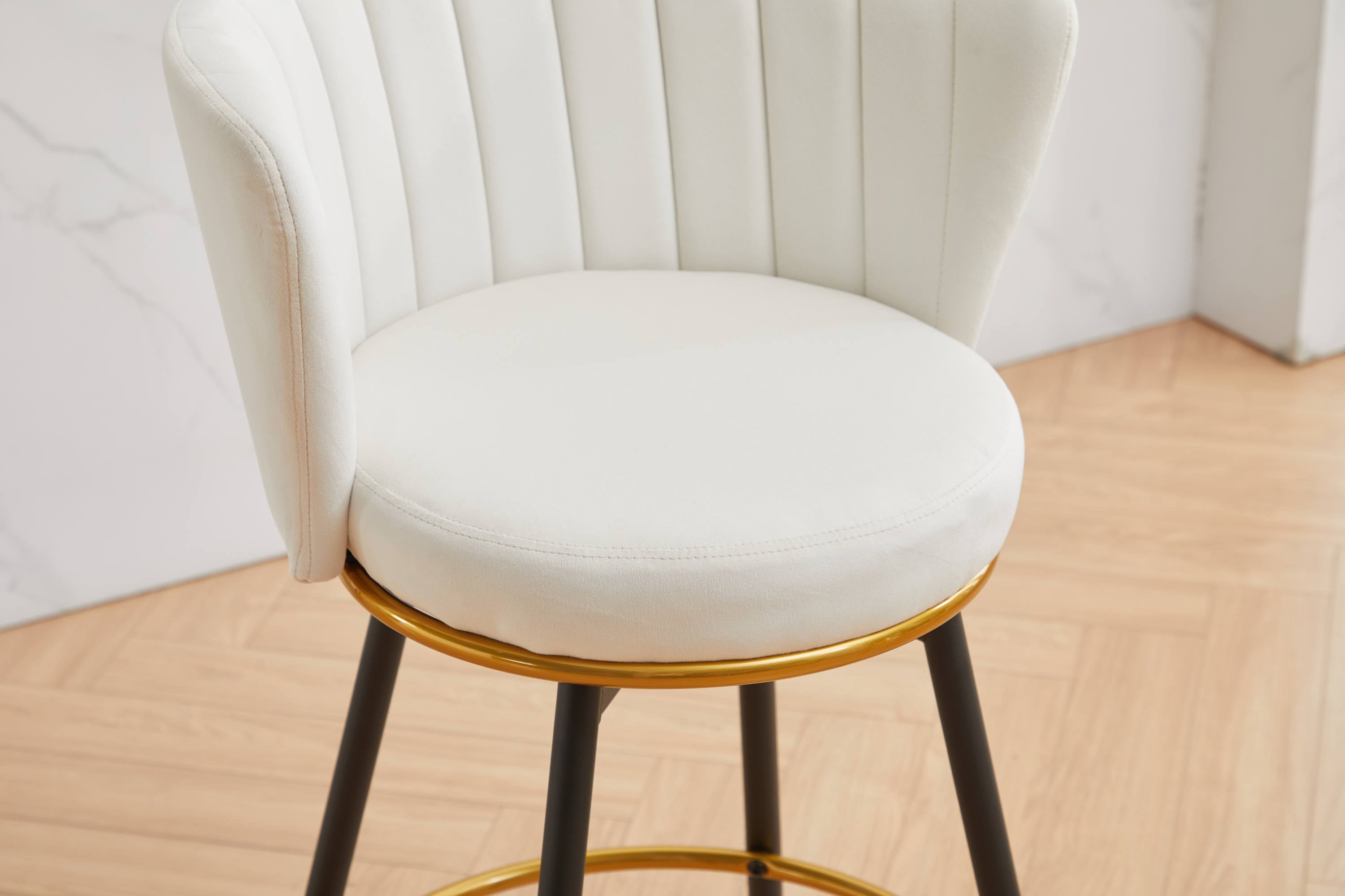 Set of 2 Counter Height Bar Stools - 360° Swivel Upholstered Barstools with Back Support & Sturdy Metal Legs, 26 Inch Seat Height, Soft Velvet Fabric, Gold Footrest - Perfect for Kitchen Islands, Breakfast Bars & Home Bars