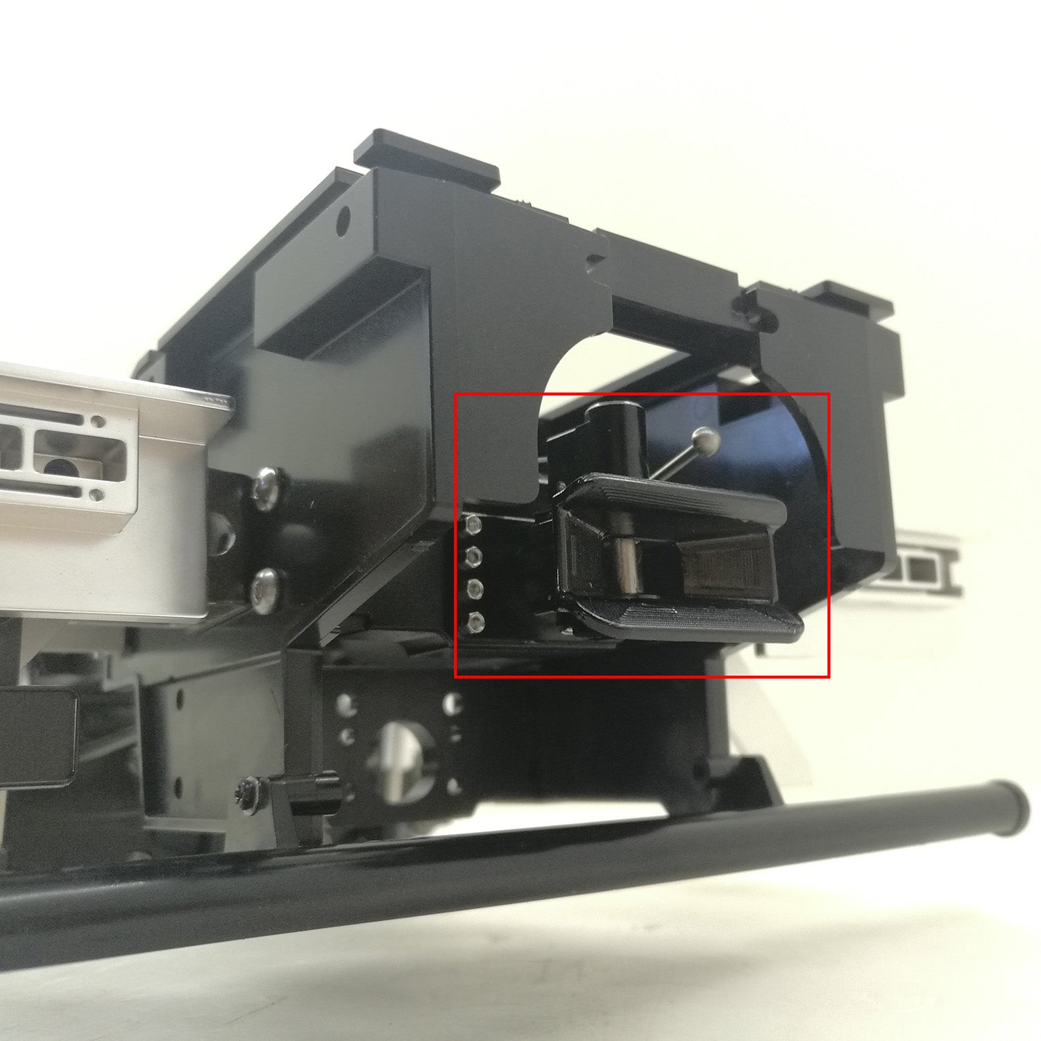 1/14 Scale RC Car Electric Metal Windscreen Wiper & Rear Tow Hook with Pintle Hitch for Tractor Truck Trailer - Perfect for Off-Road RC Vehicle Accessories & Radio Control Truck Upgrades