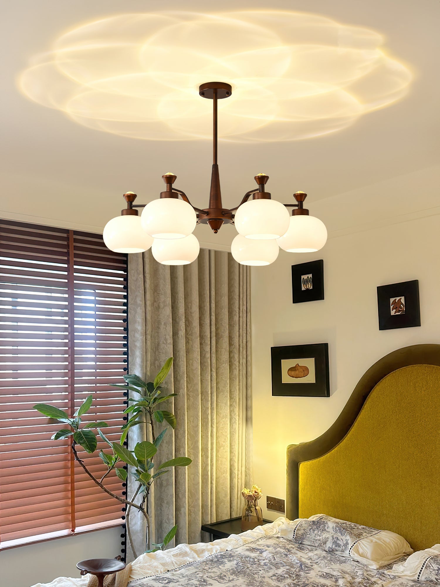 Modern Globe Spotlight Chandelier - Elegant Crystal Ceiling Light Fixture for Dining Room, Bedroom & Living Room Decor