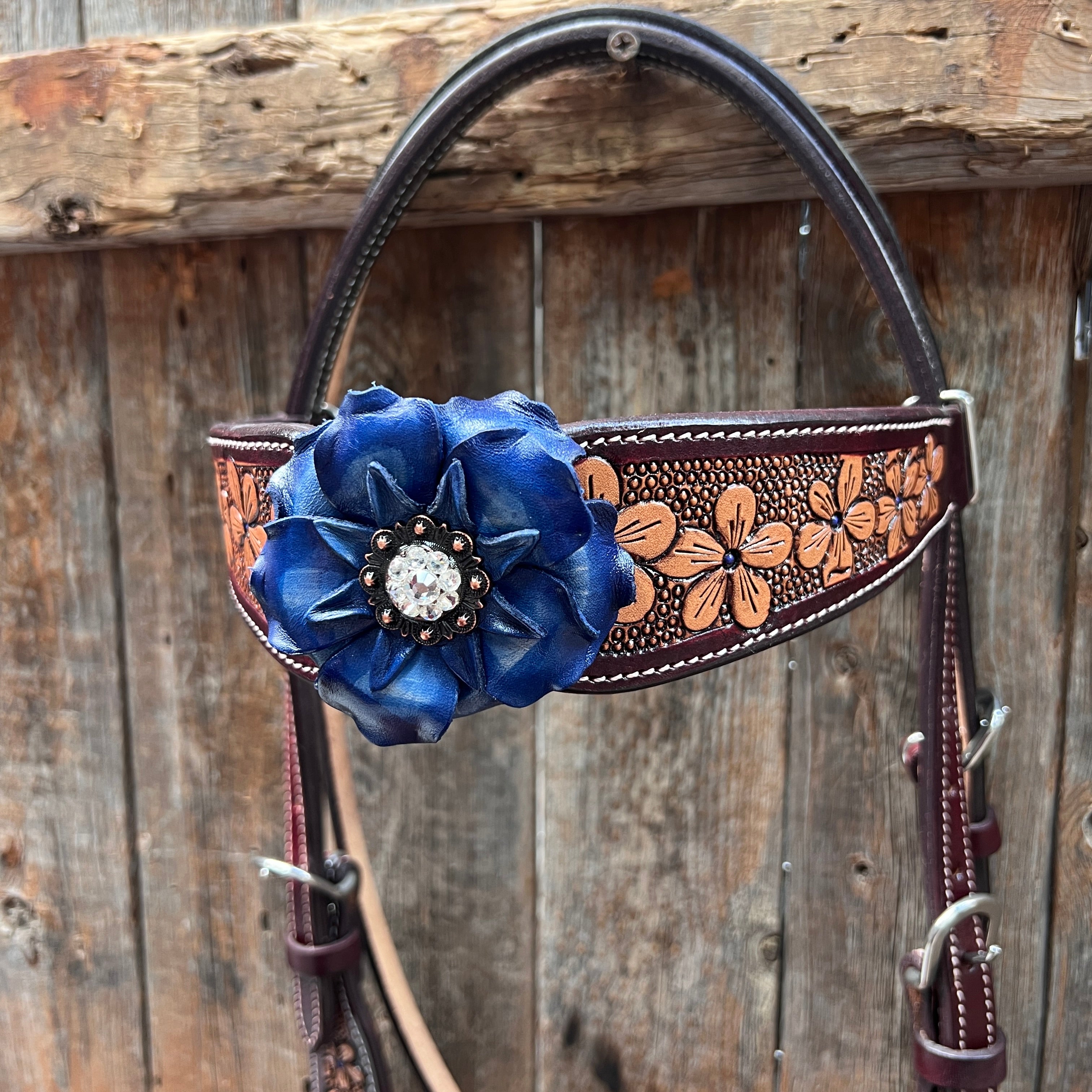 Floral Two-Tone Blue and Clear Crystal Browband & Breastcollar Horse Tack Set #BBBC623 - Perfect for Equestrian Shows, Dressage Competitions and Western Riding Events