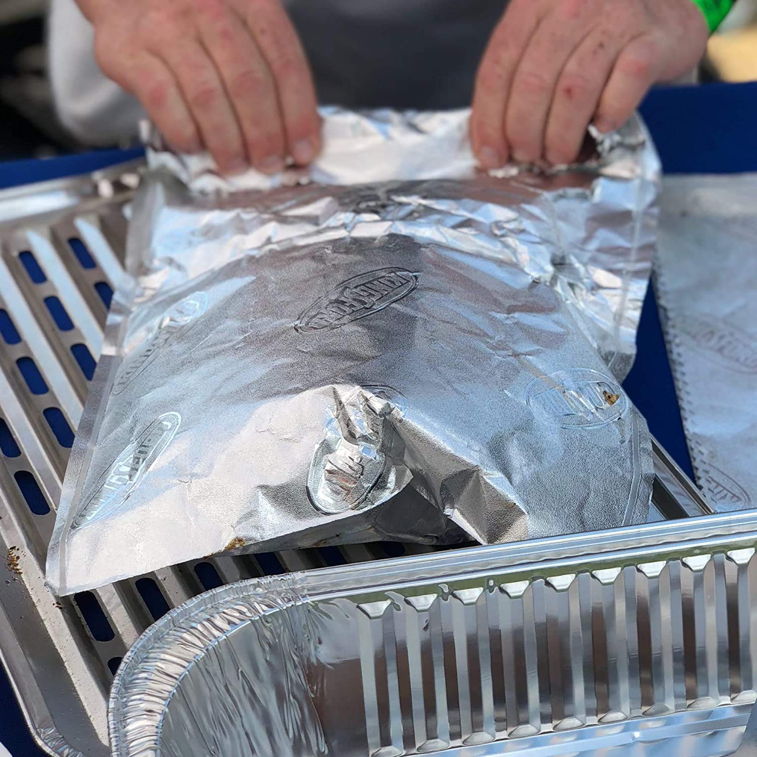 Extra Tough Aluminum Grill Bags - Lock in Flavors & Easy Cleanup - Recyclable Disposable 15.5x10 Inch (4 Pack) - Perfect for BBQ, Camping & Outdoor Cooking - Silver