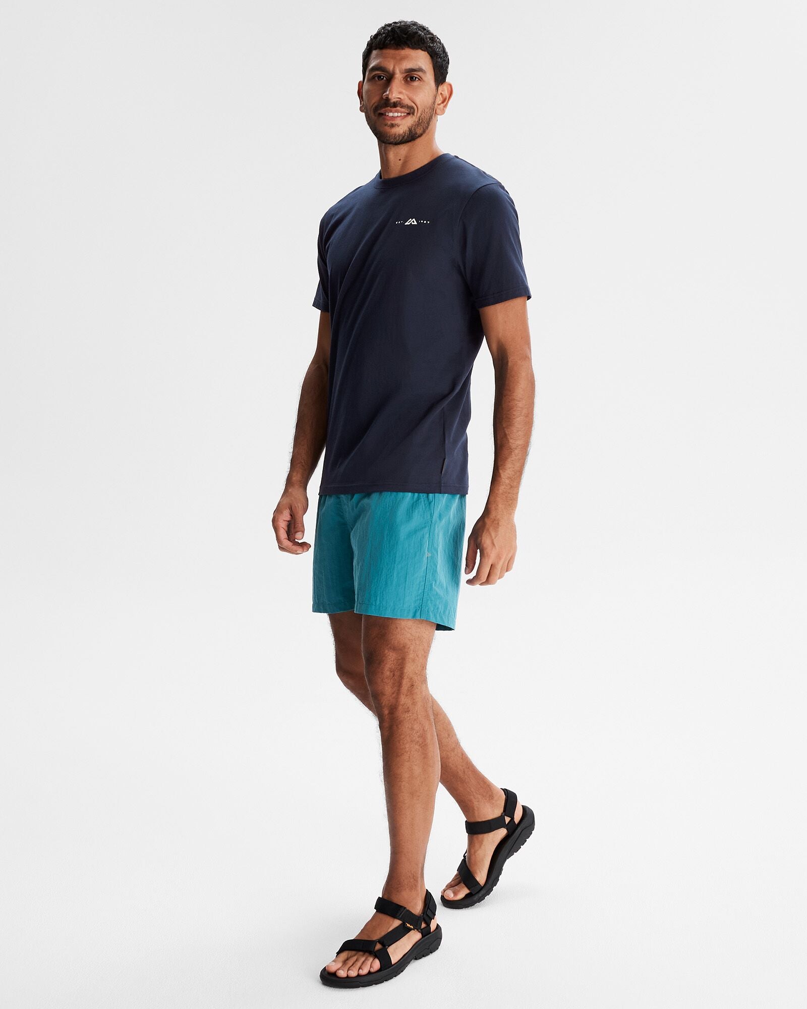 Men's Mountain Rays Organic Cotton T-Shirt - Pure Navy - Comfortable & Eco-Friendly Casual Wear for Outdoor Activities & Daily Use