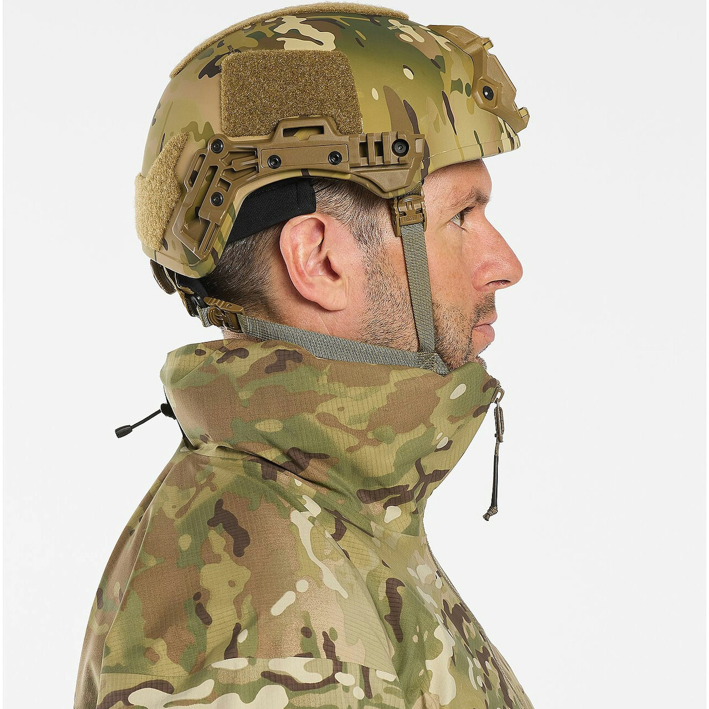 Arc'teryx LEAF Alpha LT Jacket Gen 2.1 MultiCam for Men - Waterproof Tactical Jacket for Hiking & Outdoor Adventures | Like New Condition