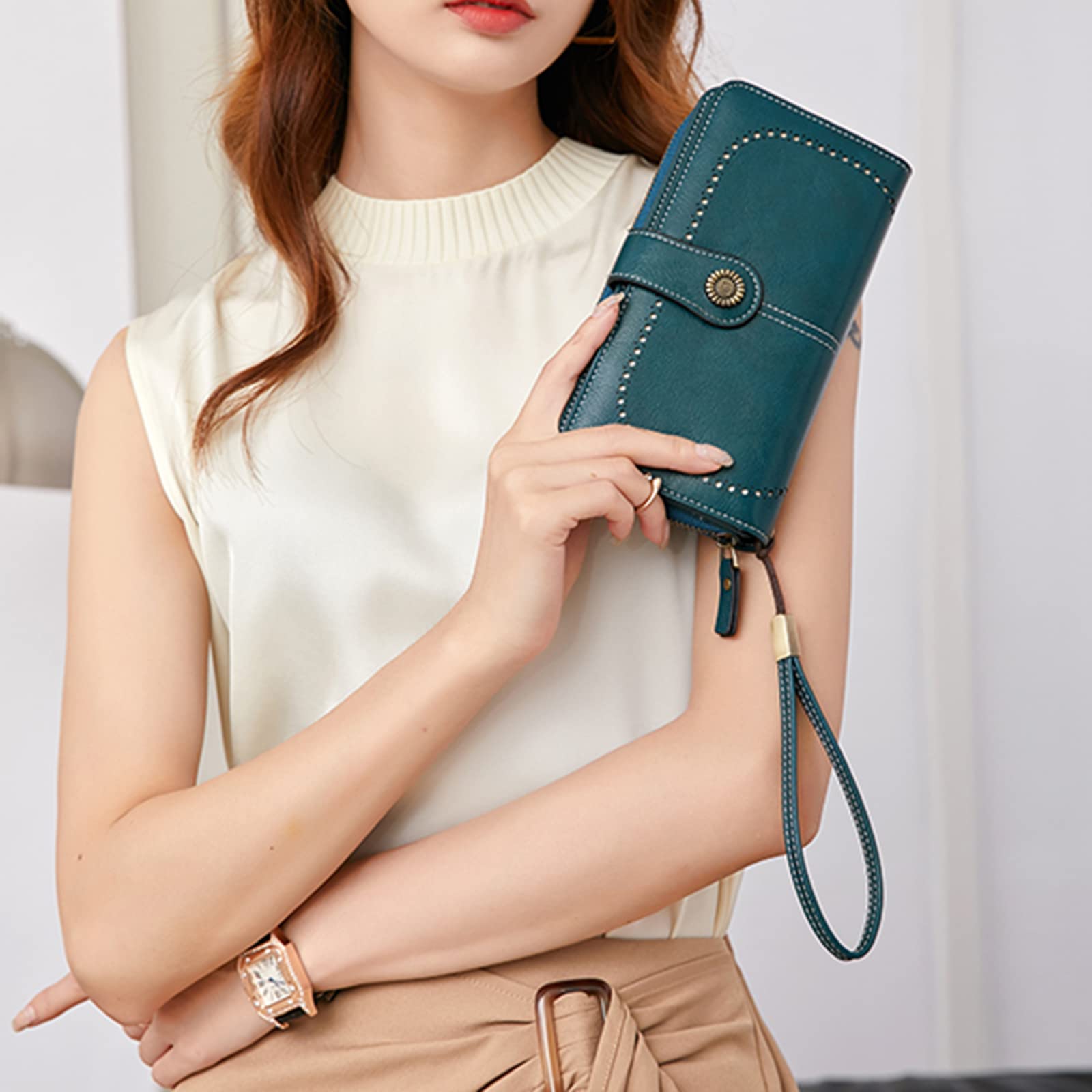 Premium RFID Blocking Leather Wallet for Women - Large Capacity Credit Card Holder & Wristlet Clutch (Brown) | Perfect for Travel, Shopping, and Everyday Use