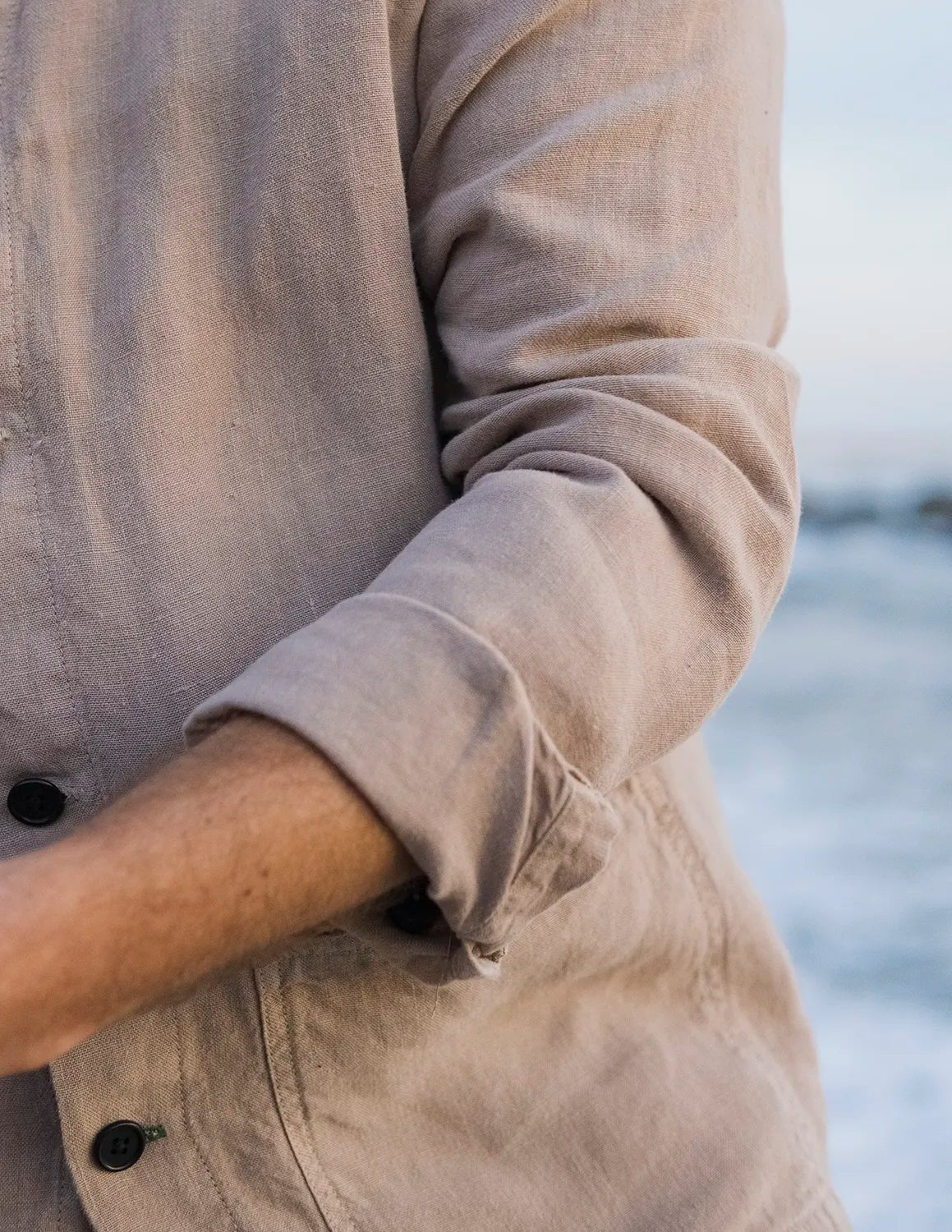 Stylish Overshirt Linen Ilha Desert - Lightweight Linen Shirt Jacket for Men & Women | Perfect for Casual Outings, Beach Cover-ups & Summer Layering