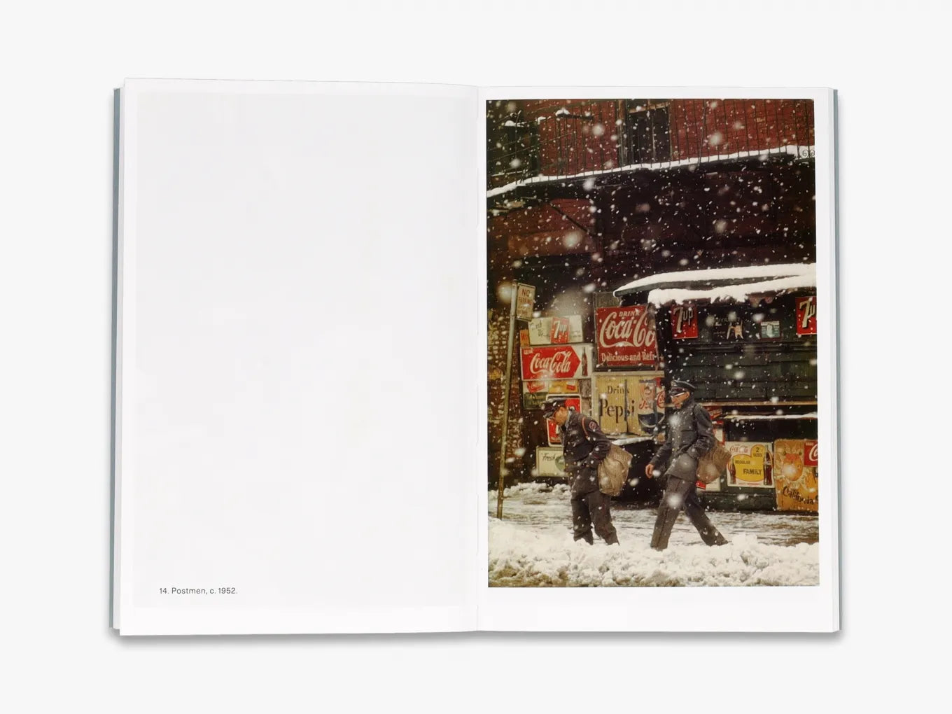 Saul Leiter (Photofile) - Iconic Street Photography Book for Collectors & Art Lovers | Perfect for Home Decor, Coffee Table Display & Photography Inspiration