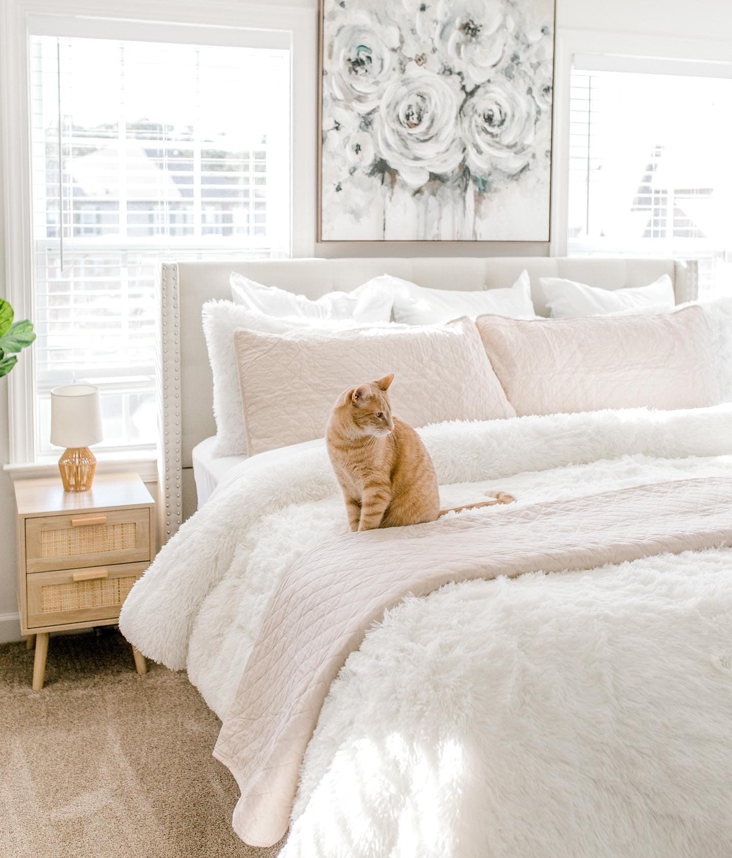 Emma Faux Fur Comforter Set - Soft & Luxurious Bedding Collection for Winter - Queen/King Size - Perfect for Cozy Bedrooms, Guest Rooms & Winter Home Decor