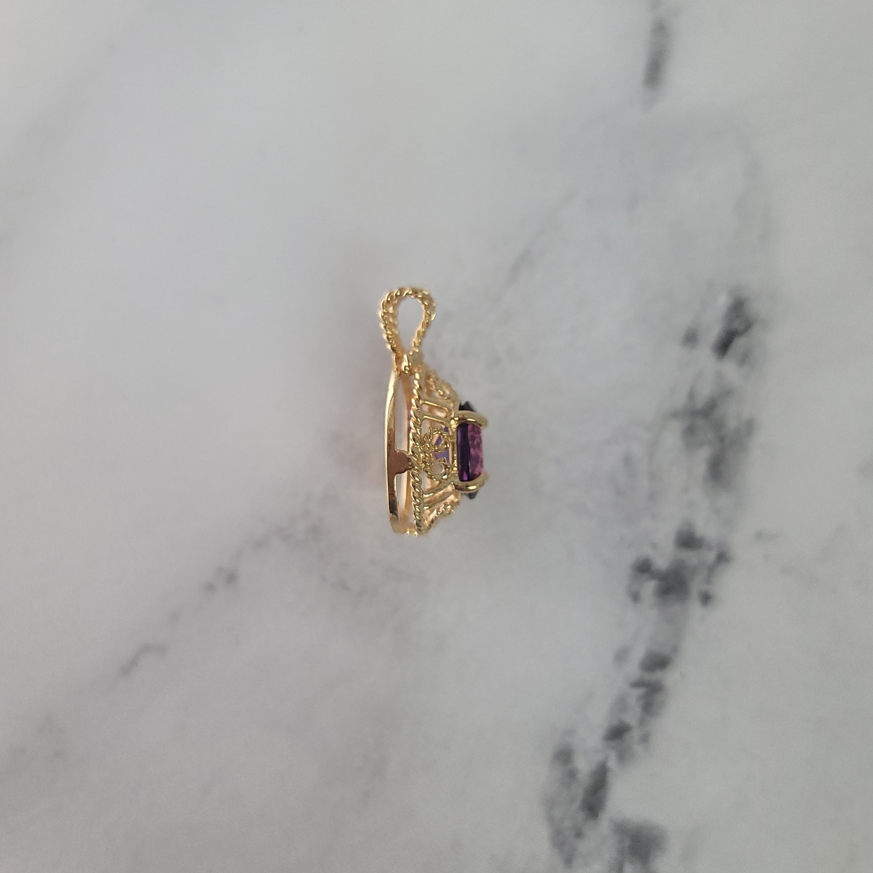 14K Yellow Gold Amethyst Vintage Bezel Necklace – Elegant Jewelry for Women, Perfect for Weddings, Parties & Special Occasions