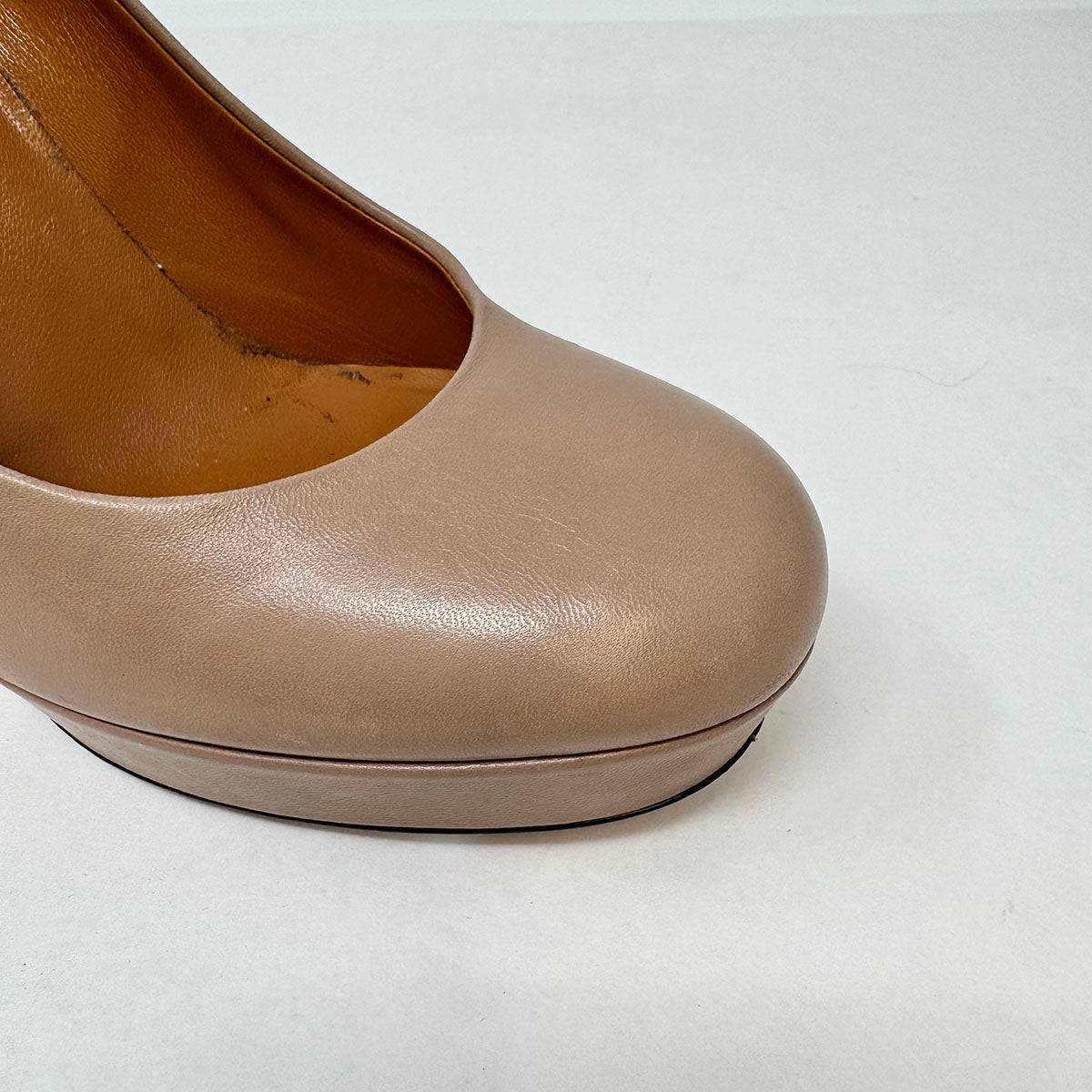 Gucci Women's Leather Pumps - Classic High Heel Shoes for Office, Party & Wedding - Elegant Dress Shoes for Women