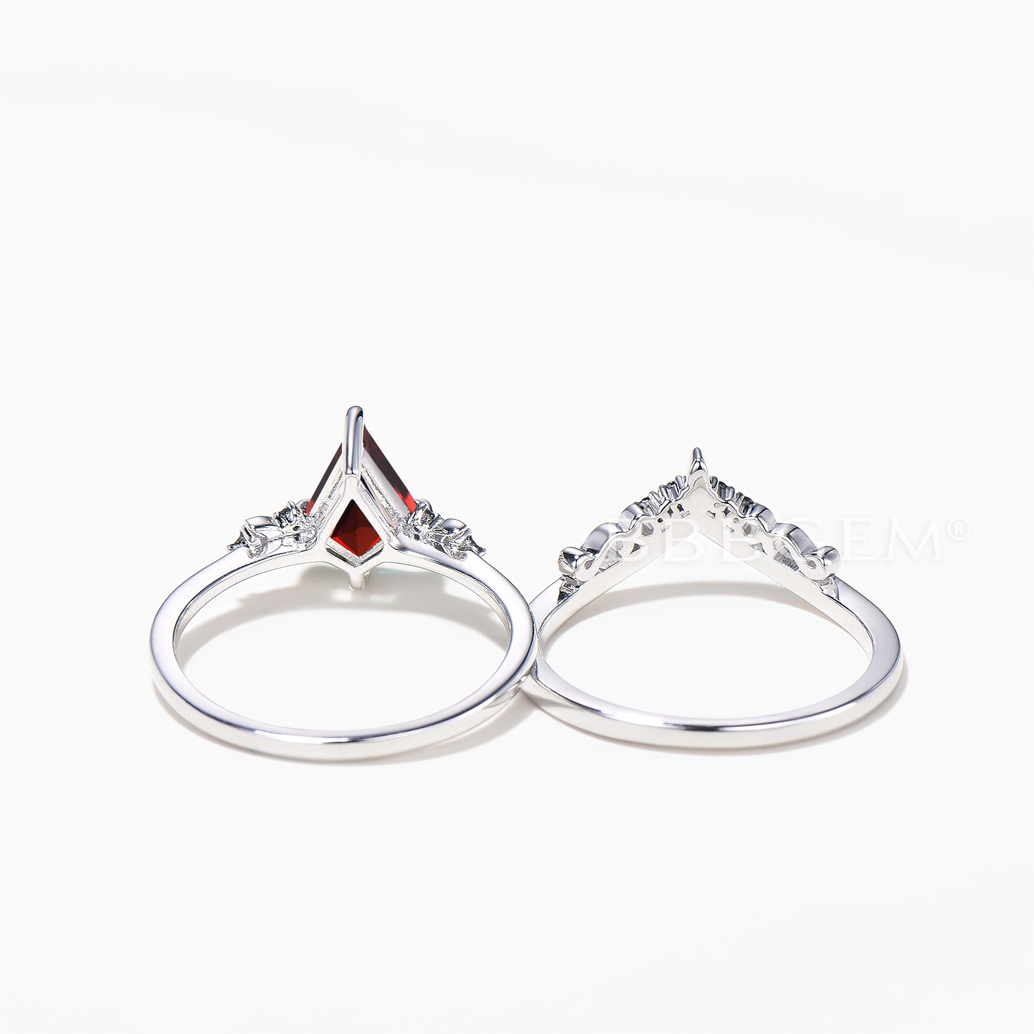 Natural Garnet & Black Spinel Engagement Ring - Celestial Bridal Set for Women | Handmade Wedding Jewelry, Unique Promise Ring, Anniversary Gift for Her | Perfect for Proposals, Weddings & Special Occasions