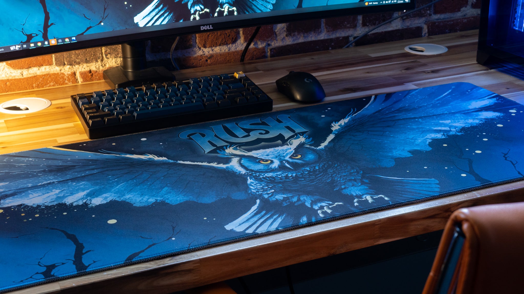 Rush Fly by Night Limited Edition XL Gaming Desk Mat - Large Mouse Pad for PC, Mac & Laptop - Perfect for Office, Home & Esports Gaming Setup