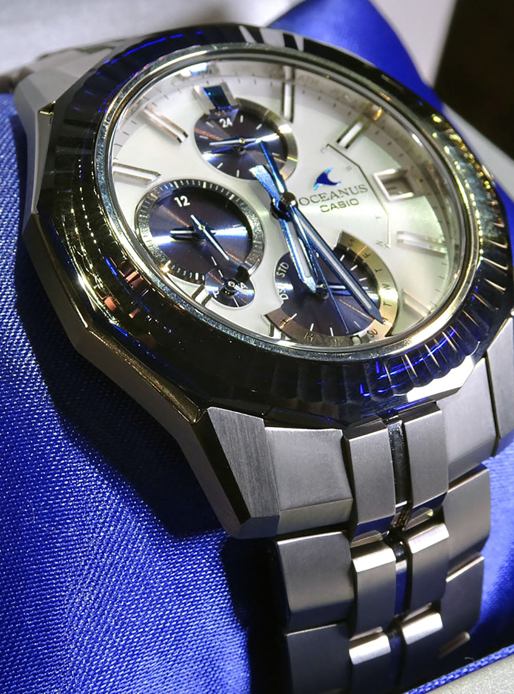 CASIO Oceanus Manta S6000PB 7AJR Limited Edition Platinum Blue Men's Watch - Japanese JDM Made, Solar Powered, Atomic Timekeeping for Business & Luxury Wear