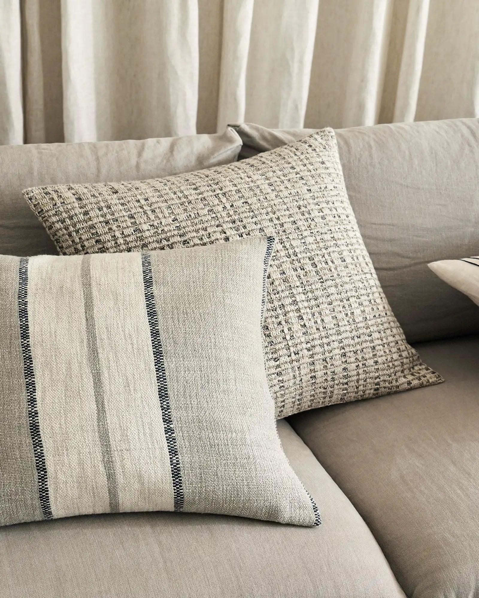 Ottavio Natural Cushion - Soft & Comfortable Throw Pillow for Sofa, Bed, and Home Decor | Perfect for Living Room, Bedroom, and Lounge